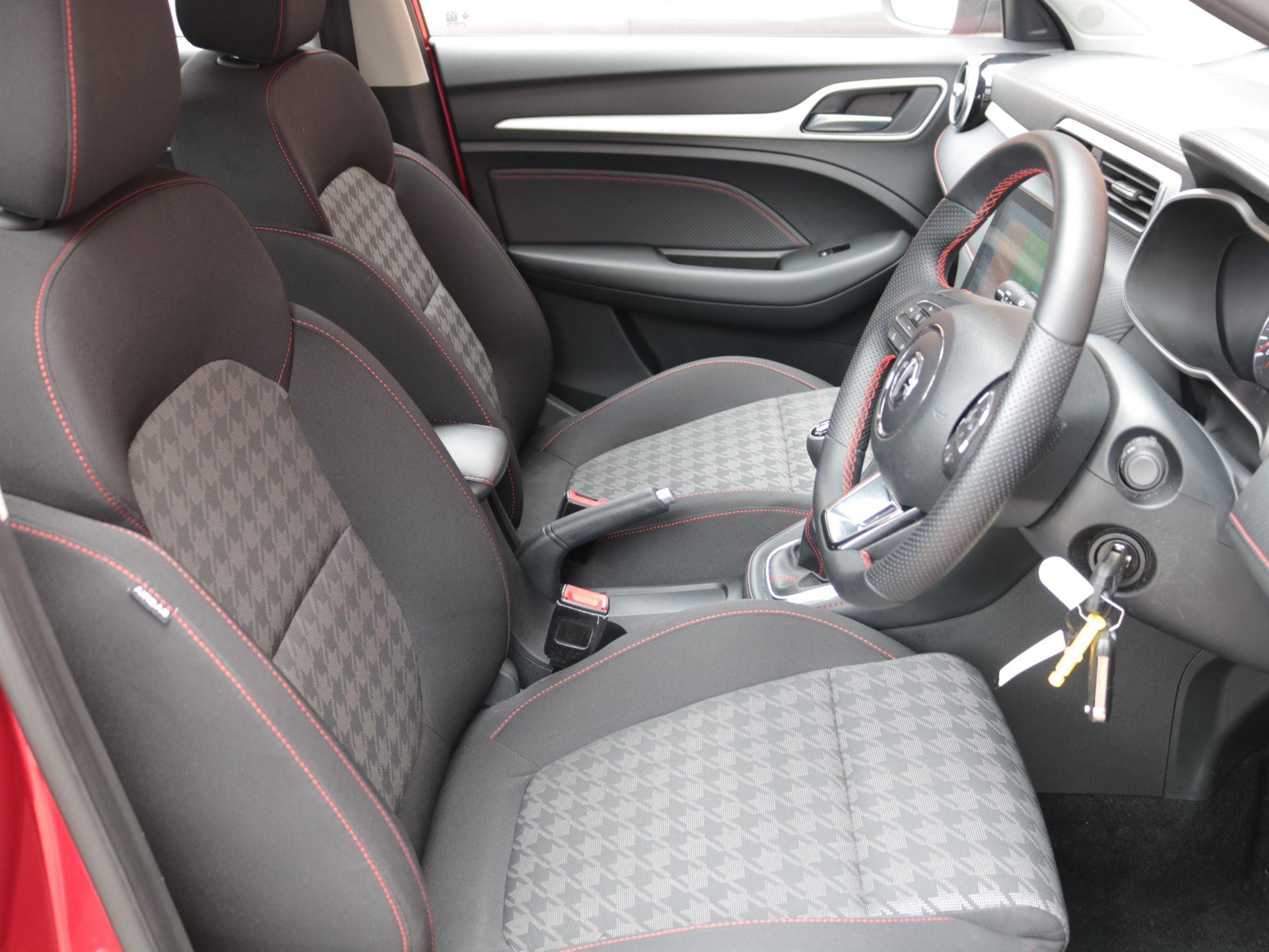 MG ZS Image 11