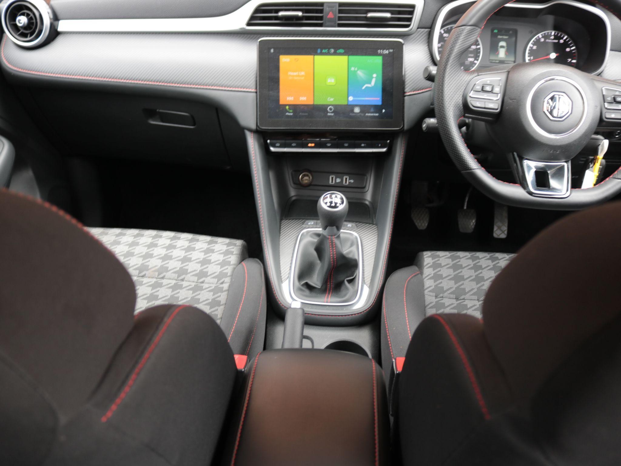 MG ZS Image 12