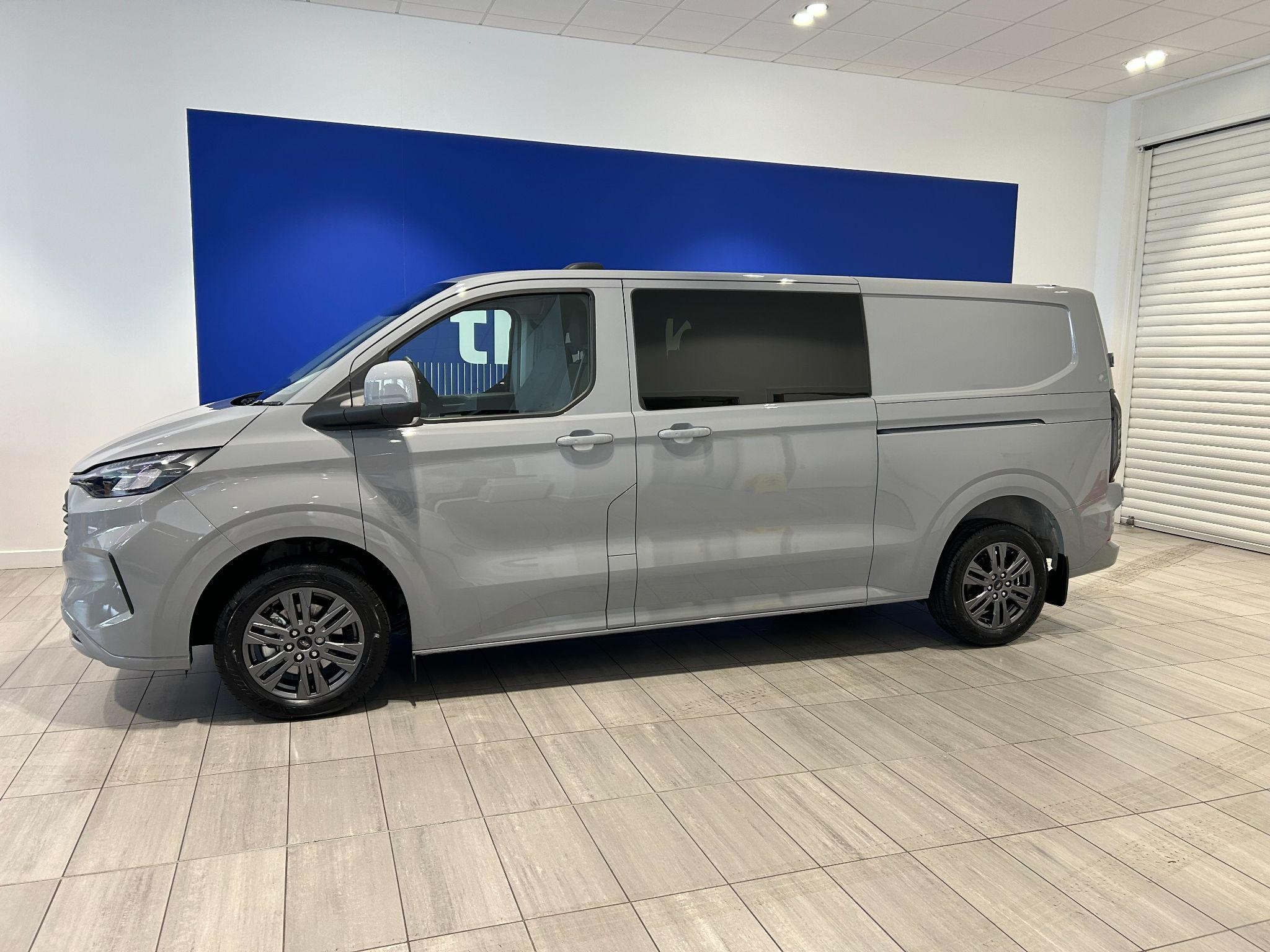 Ford Transit Custom Image 6