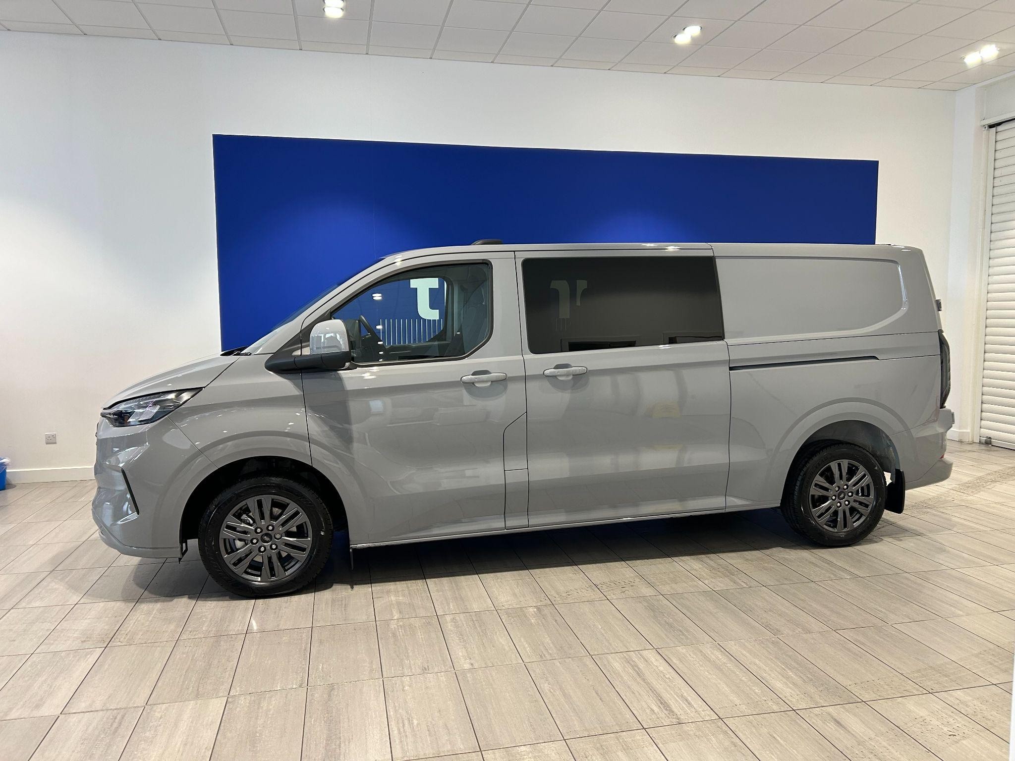 Ford Transit Custom Image 9