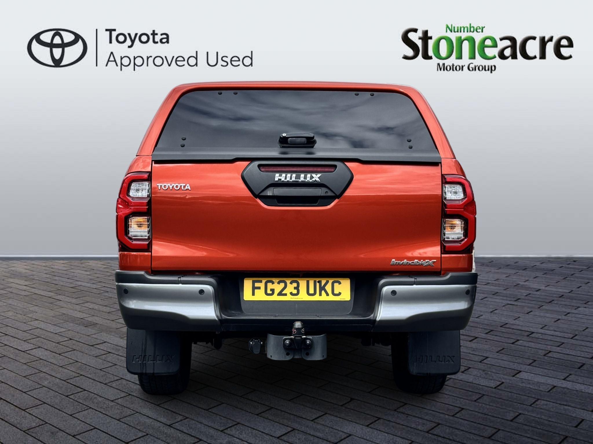Toyota Hilux Image 6