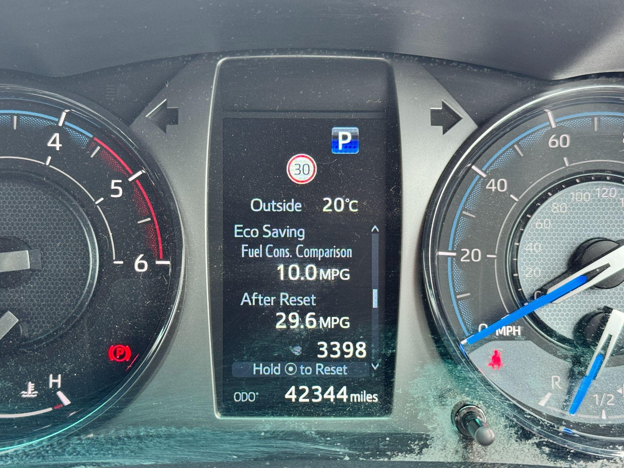 Toyota Hilux Image 20