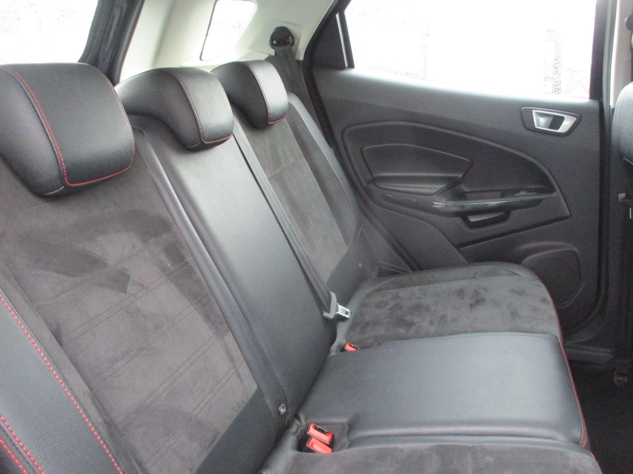 Ford EcoSport Image 16
