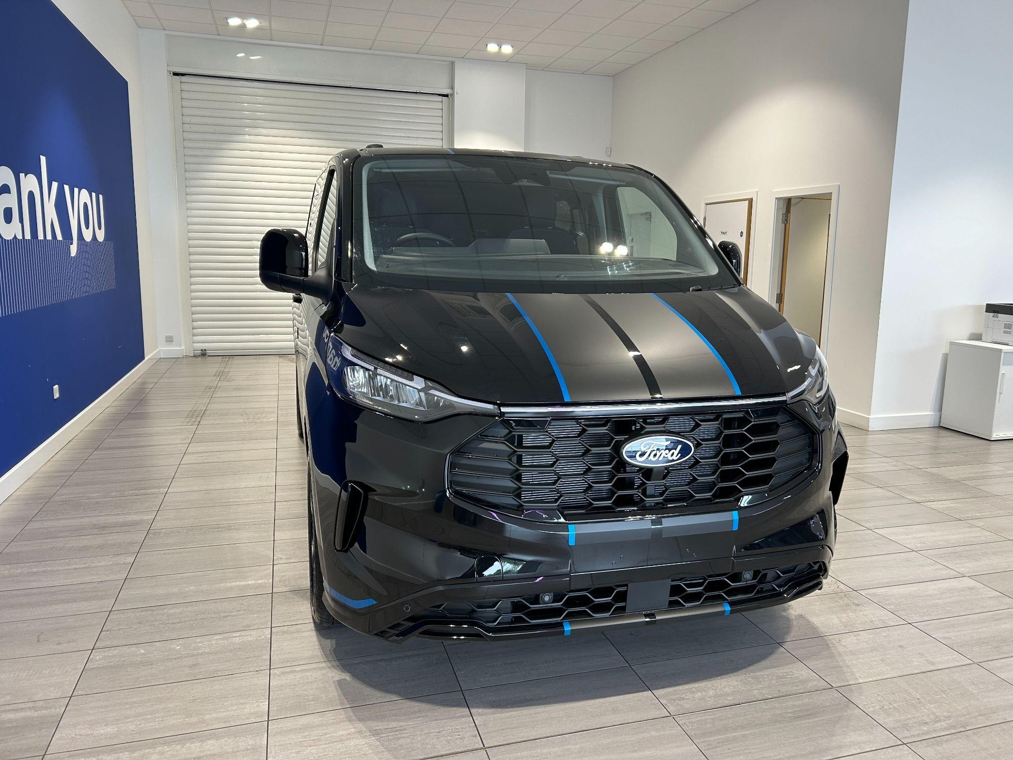 Ford Transit Custom Image 6