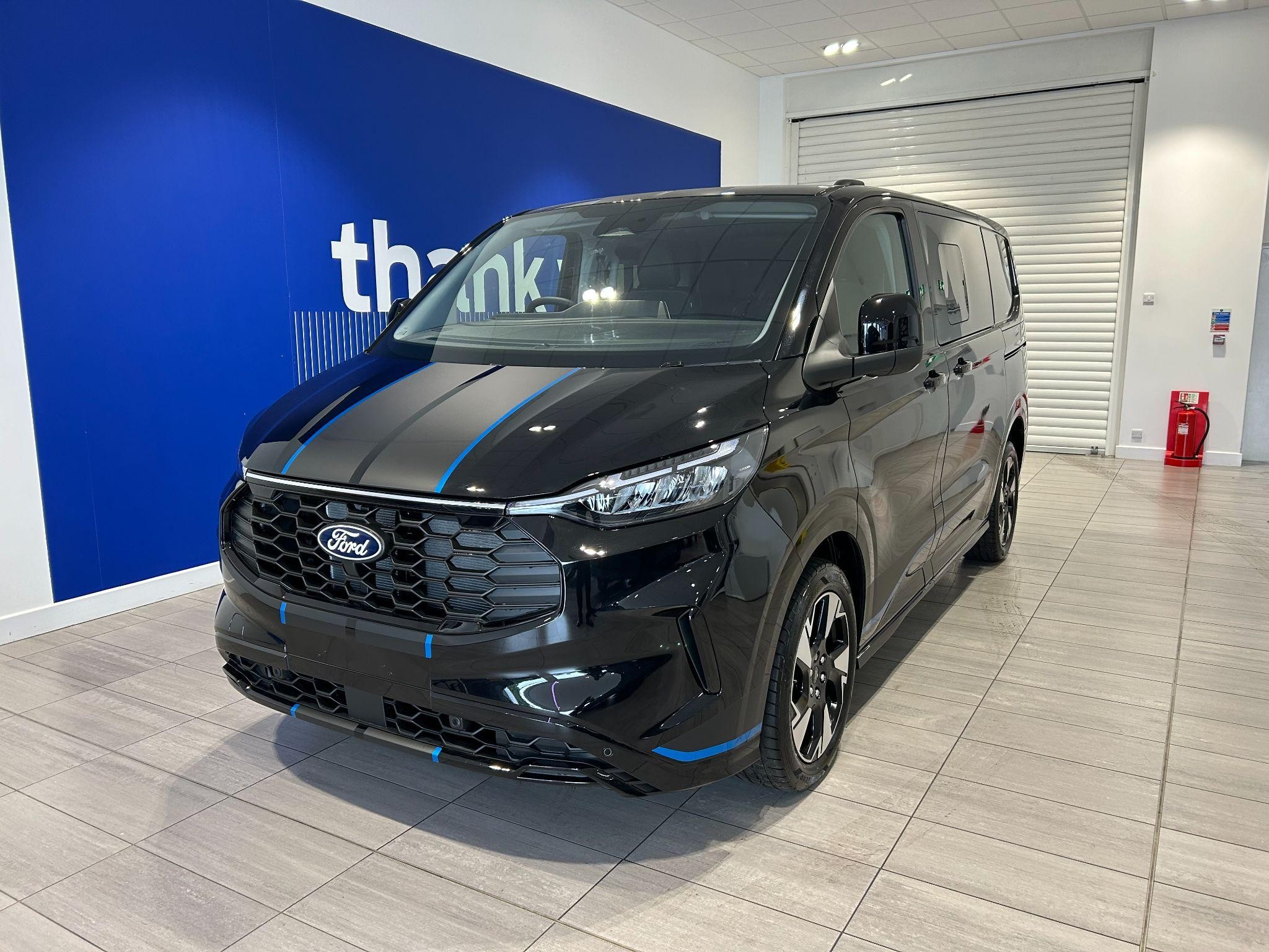 Ford Transit Custom Image 10