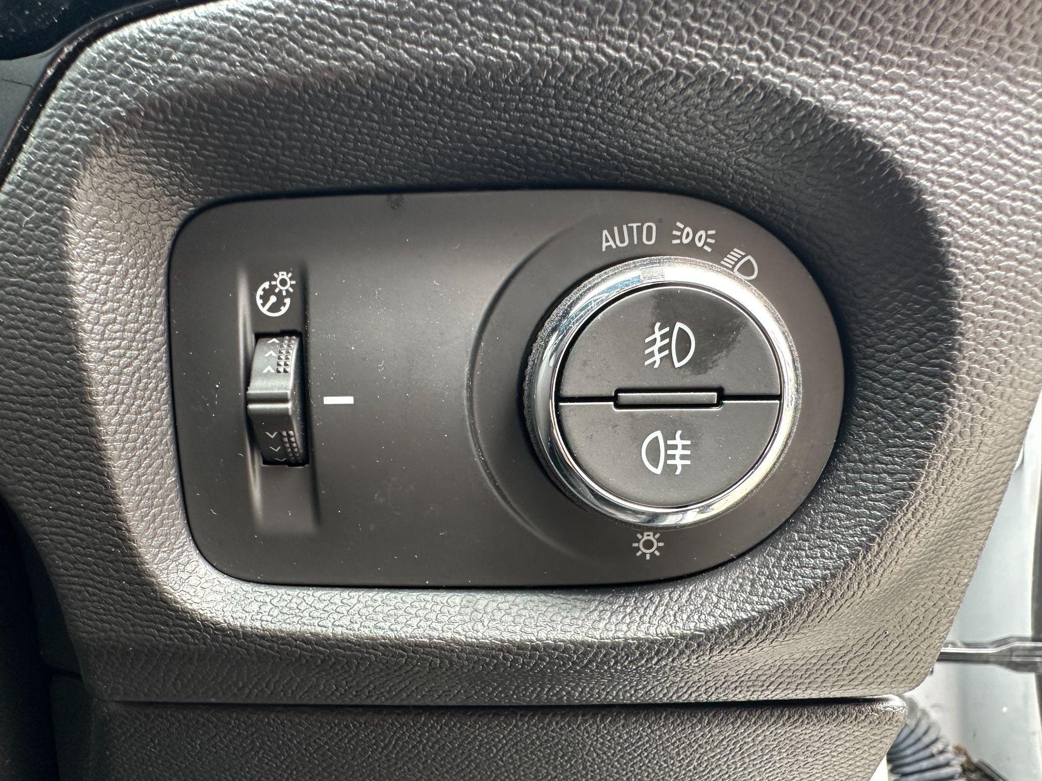 Vauxhall Corsa Image 16
