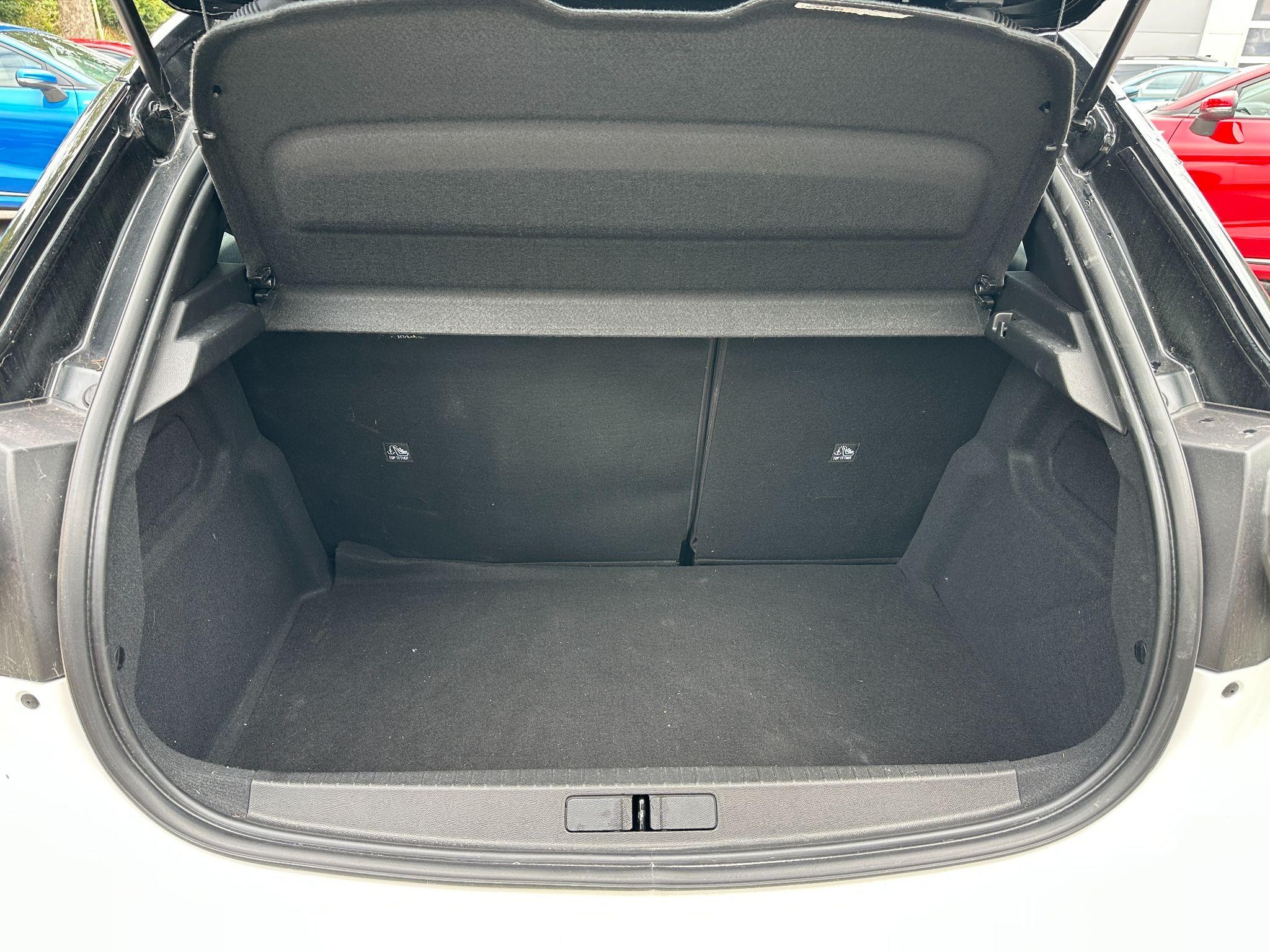 Vauxhall Corsa Image 18