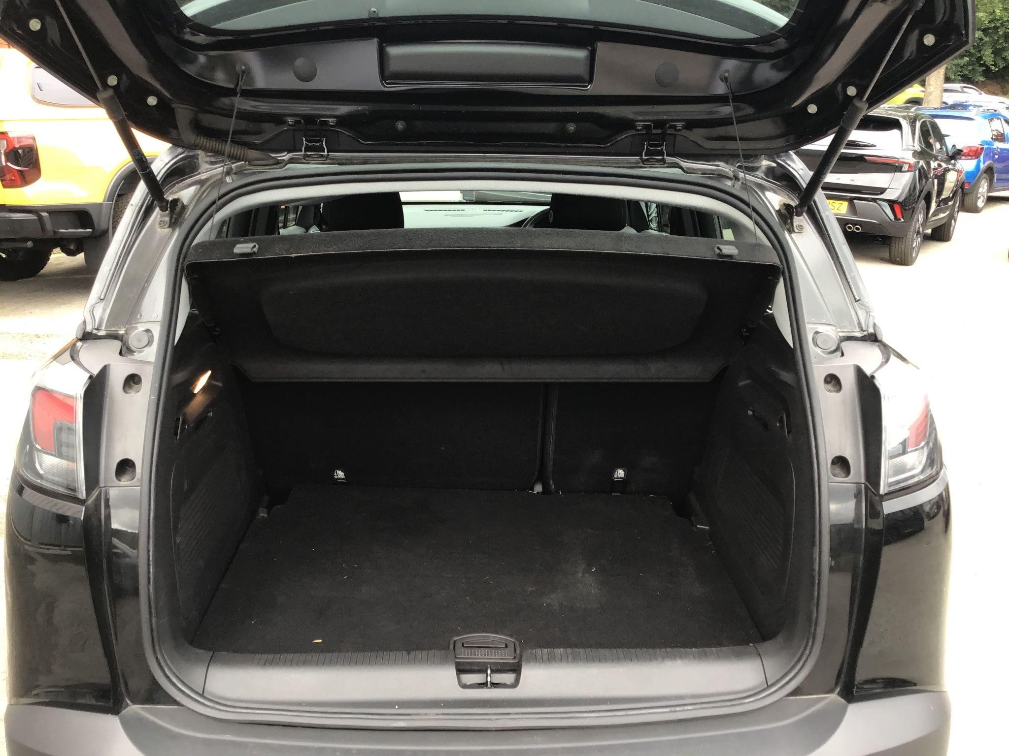 Vauxhall Crossland Image 14