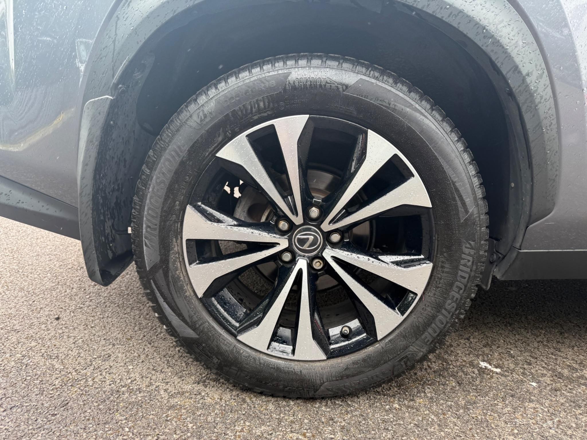 Lexus NX Self-Charging Hybrid Image 10