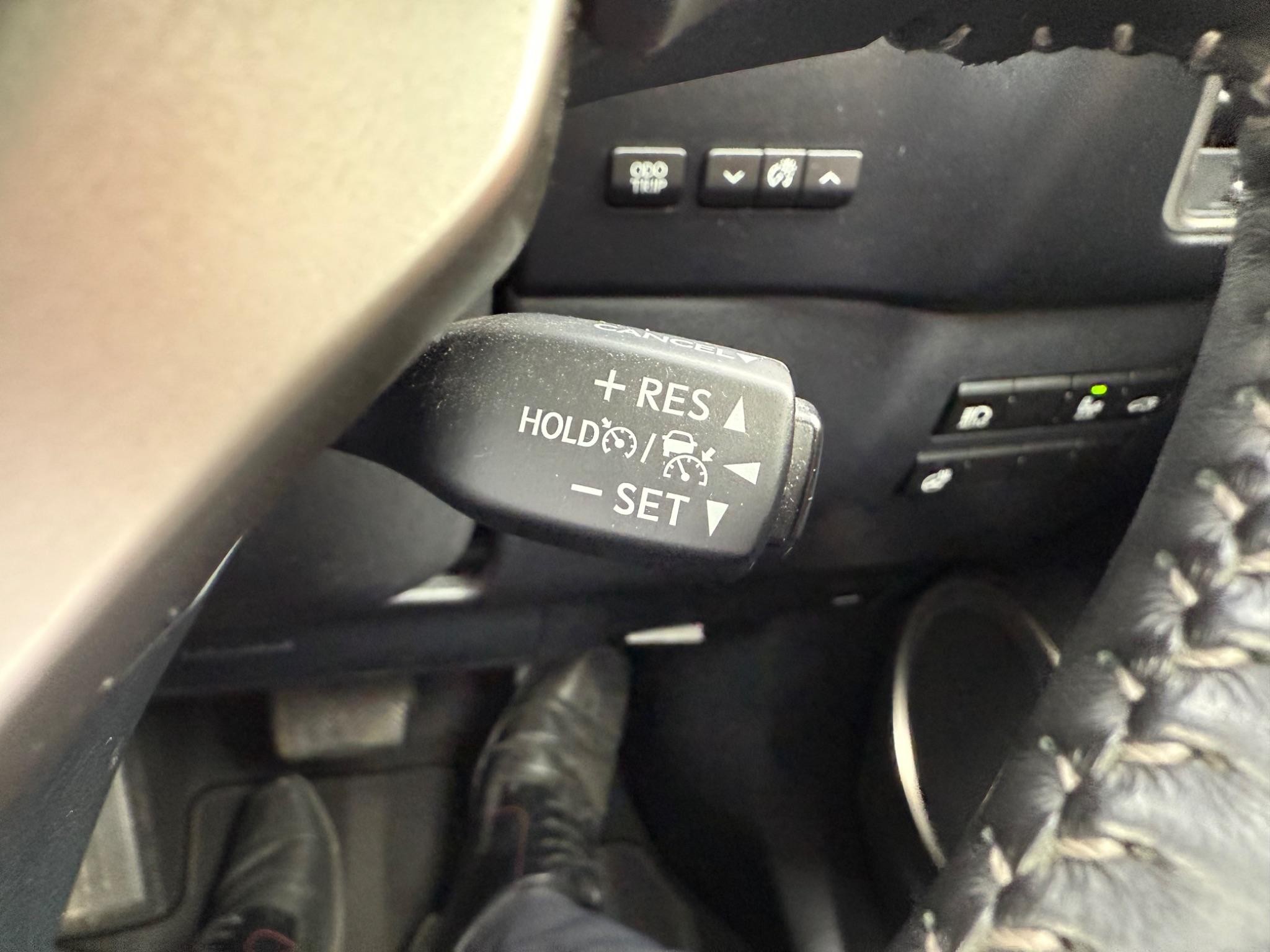 Lexus NX Self-Charging Hybrid Image 39