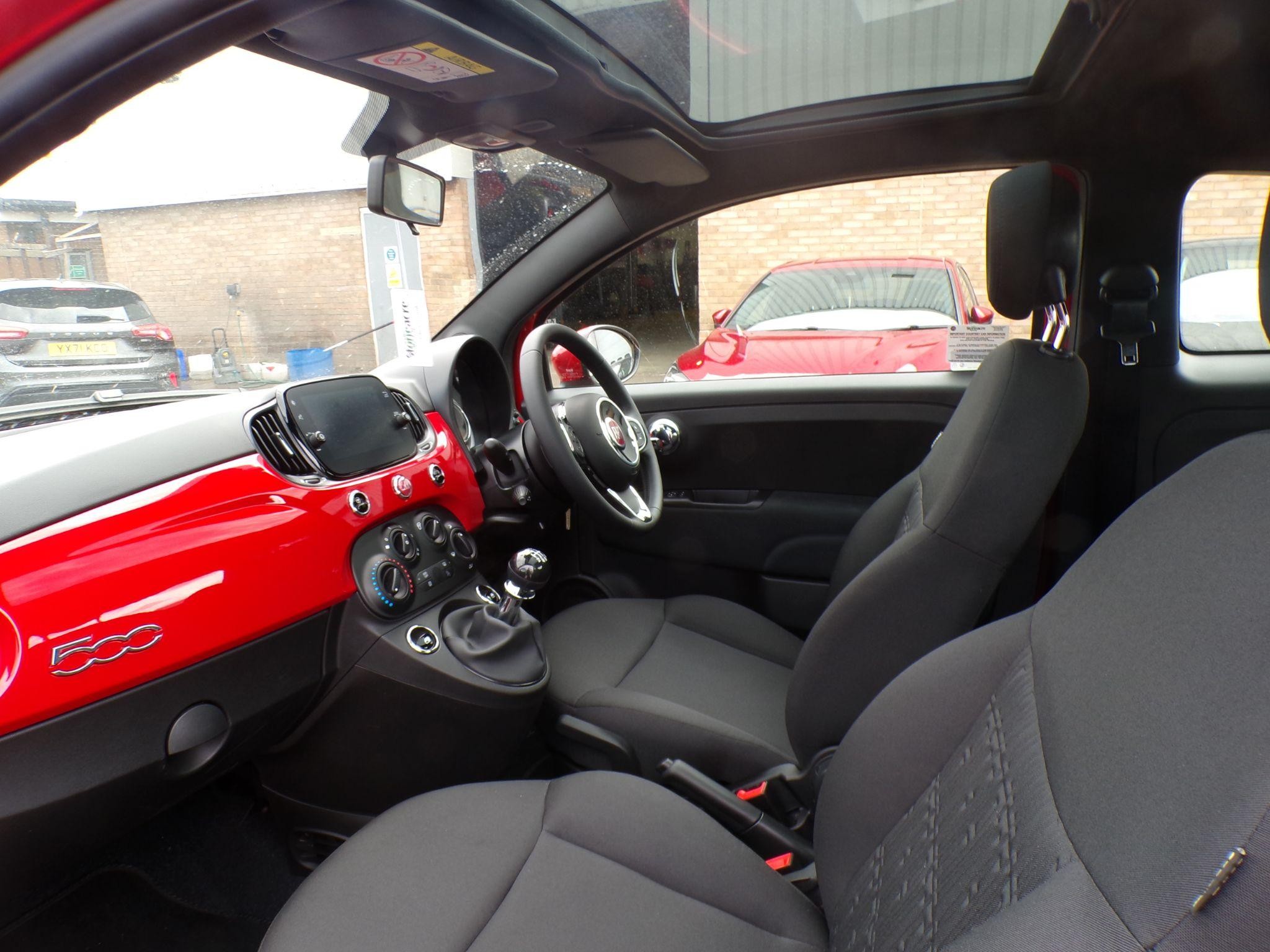 Fiat 500 Hybrid Image 11