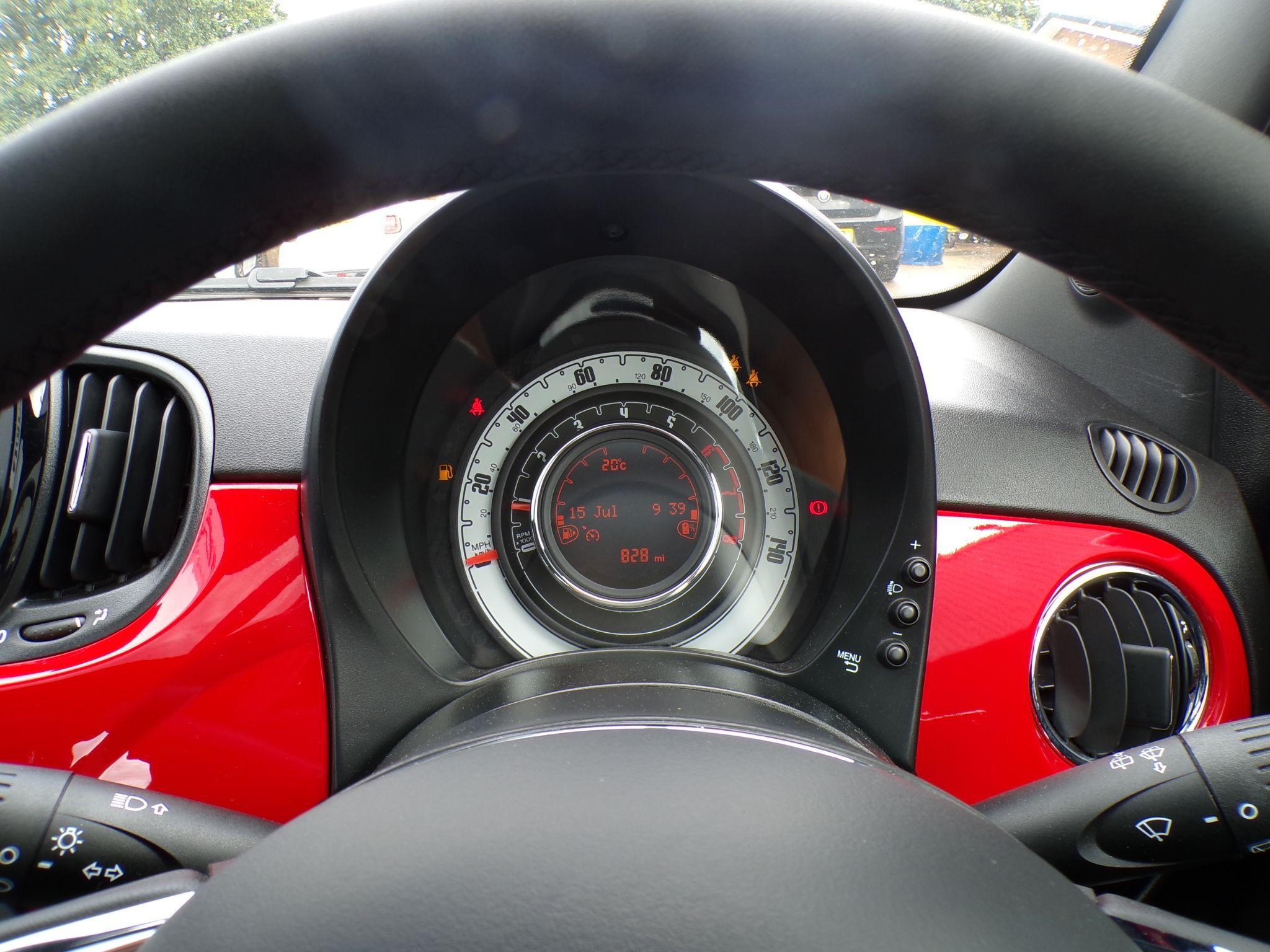 Fiat 500 Hybrid Image 23