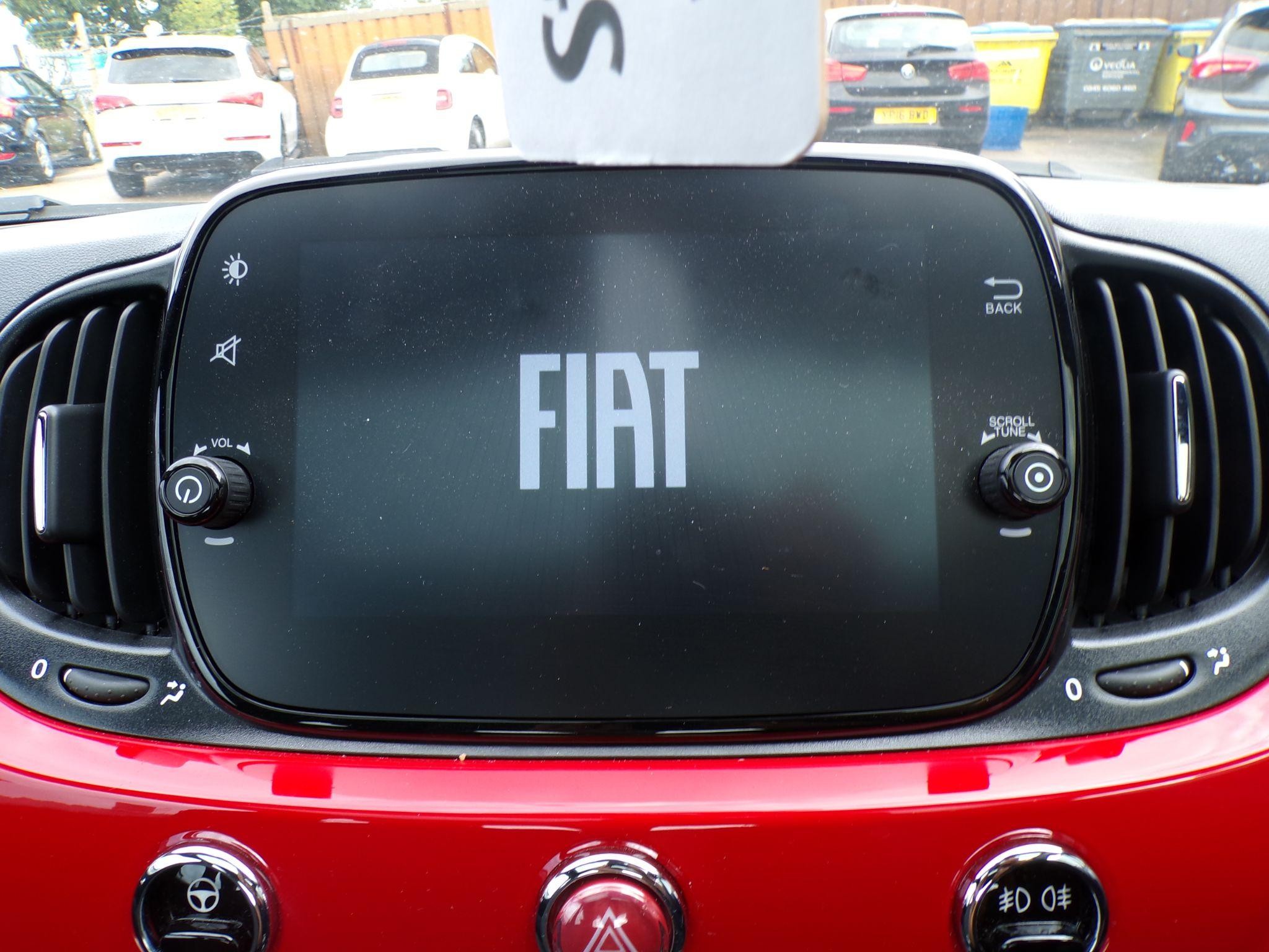 Fiat 500 Hybrid Image 27