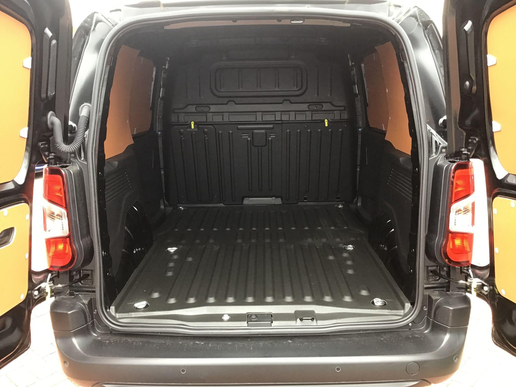 Toyota Proace City Image 12