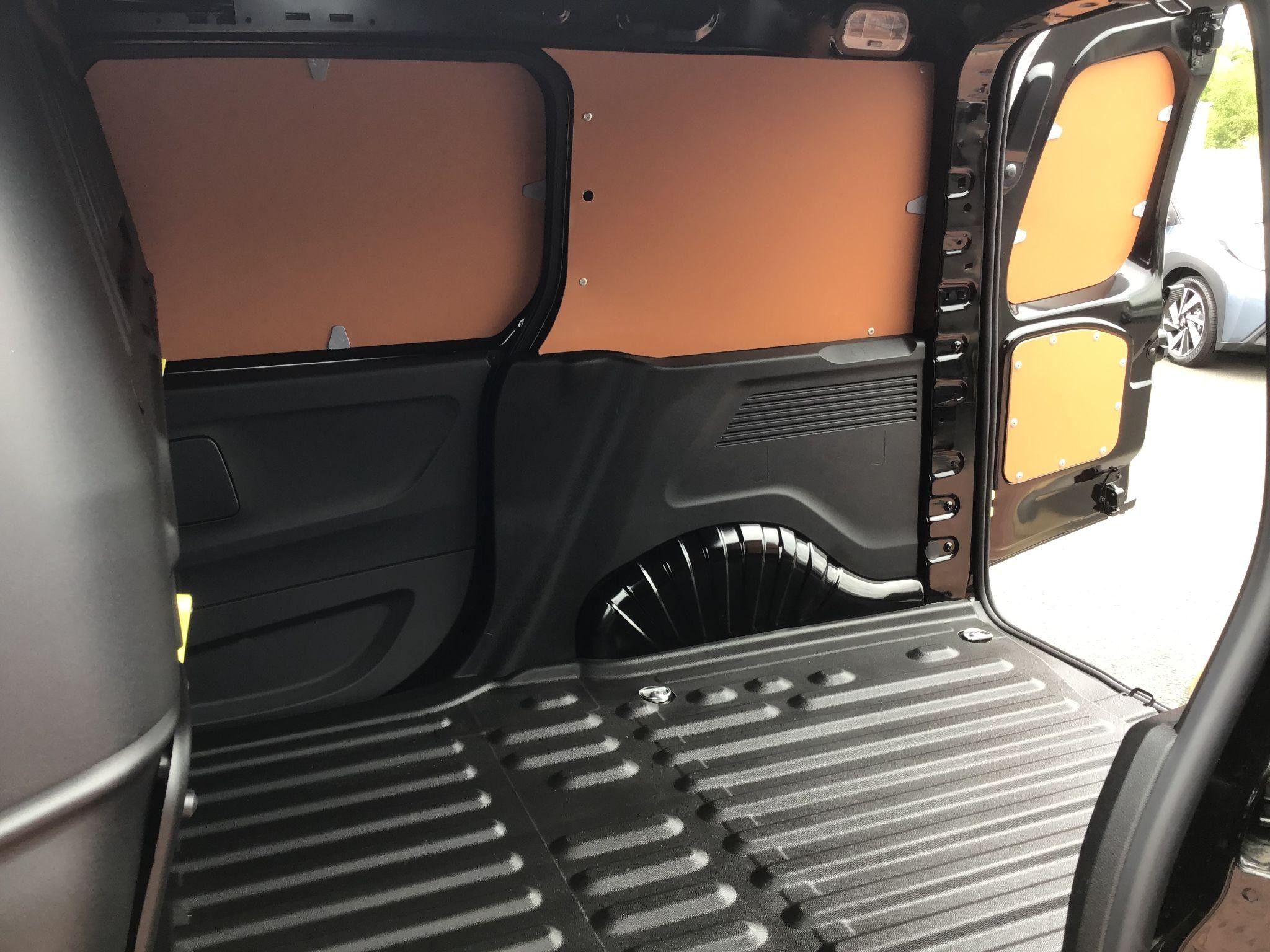 Toyota Proace City Image 13