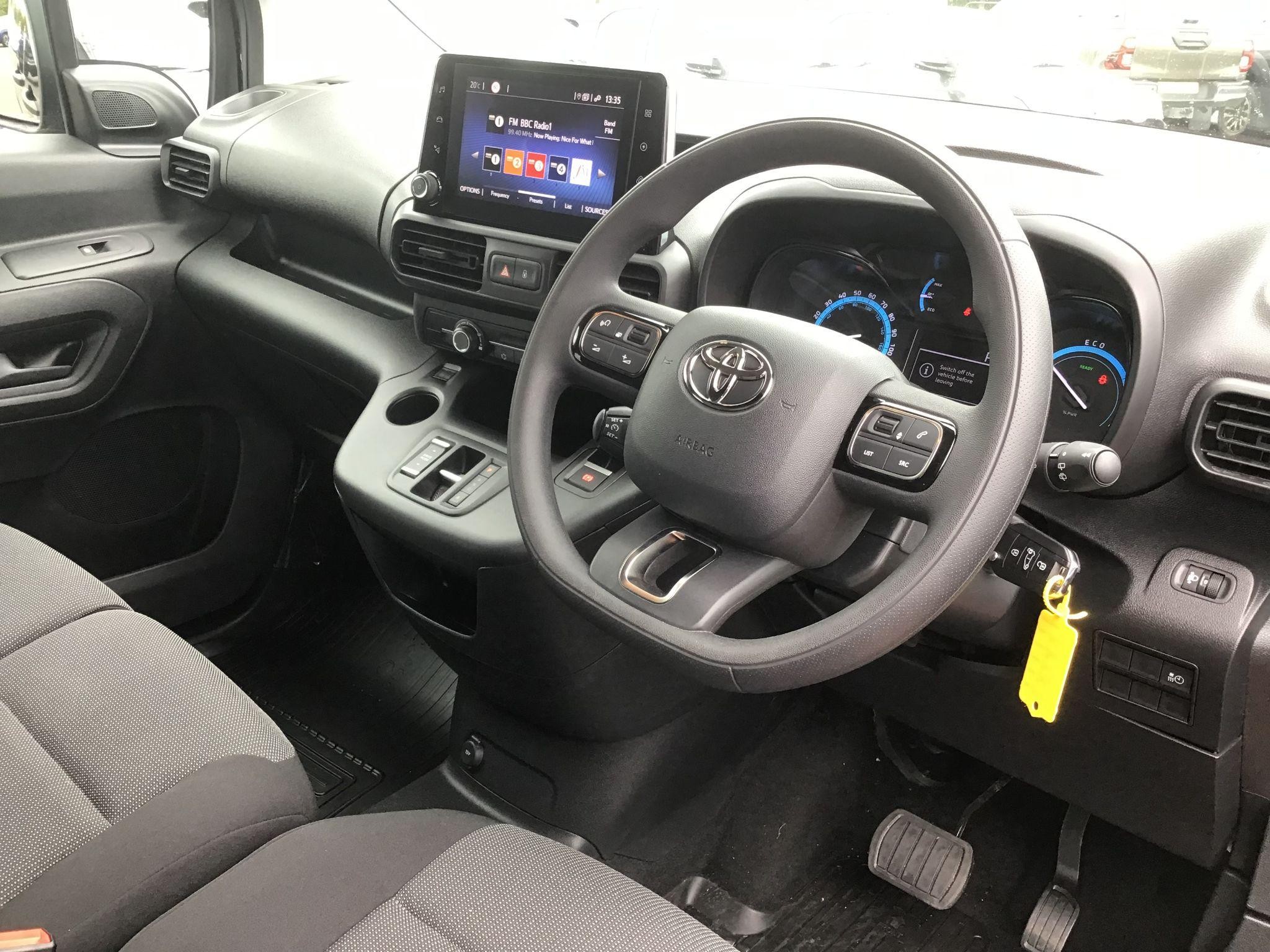 Toyota Proace City Image 15
