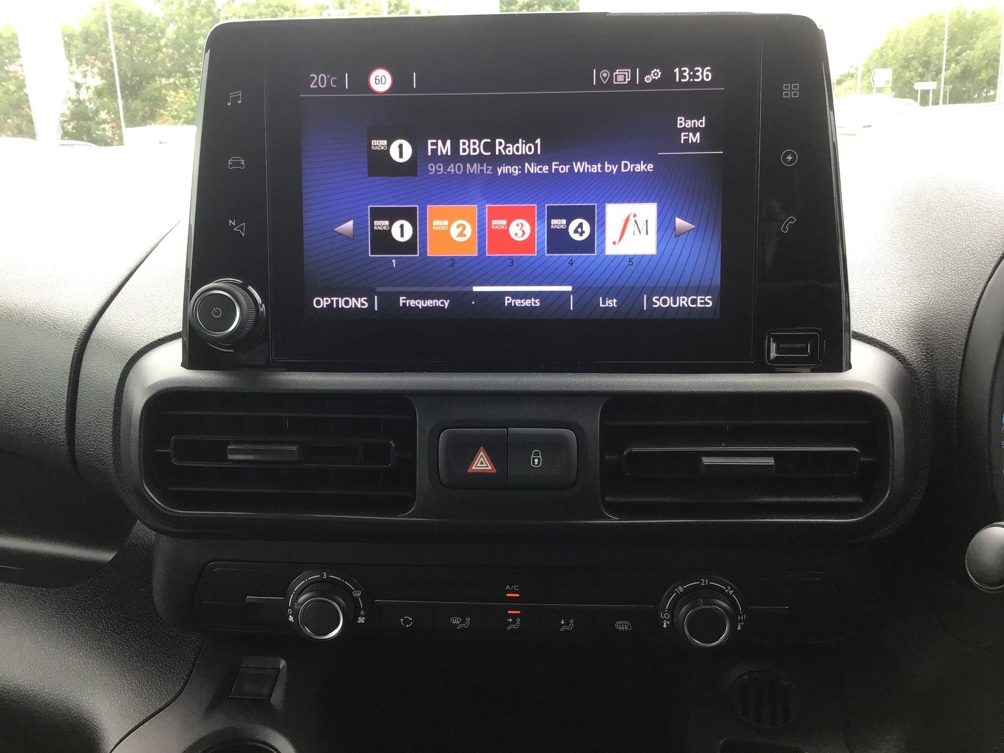 Toyota Proace City Image 16