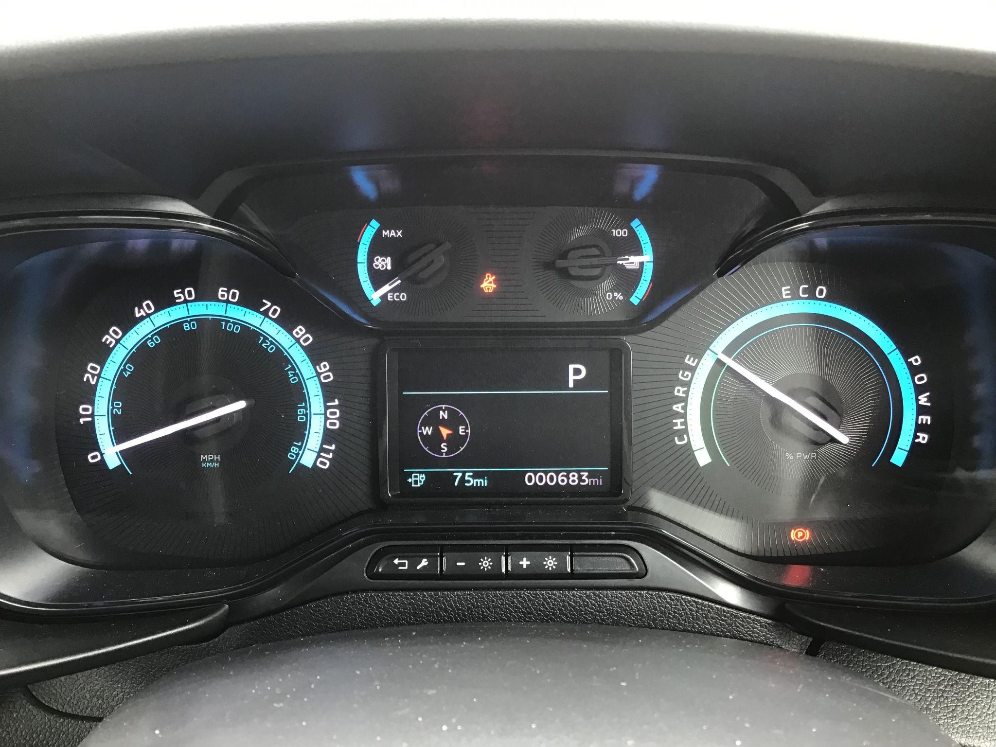Toyota Proace City Image 20