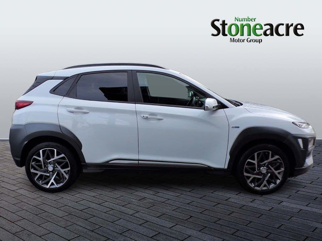Hyundai KONA Image 2