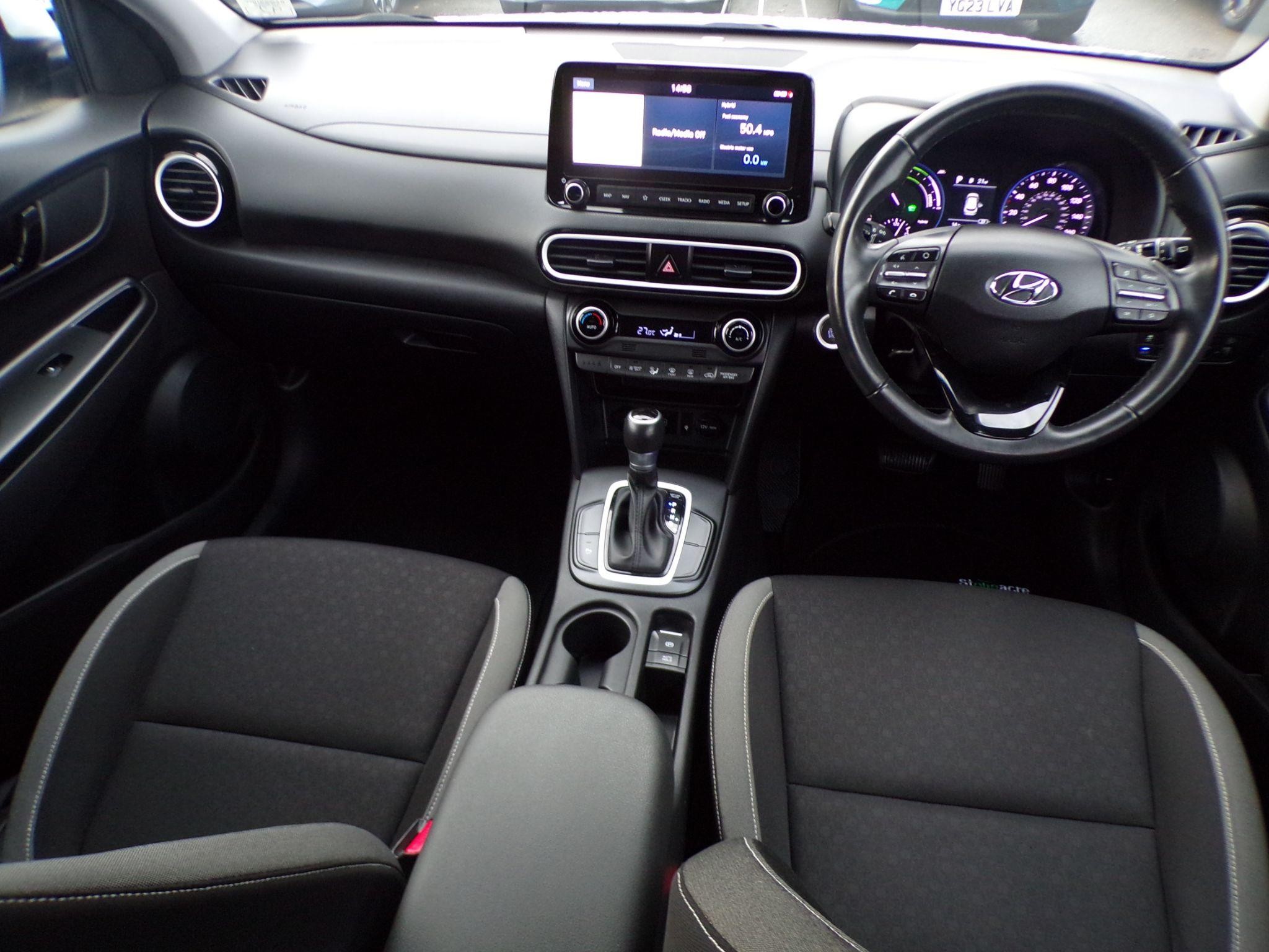 Hyundai KONA Image 12