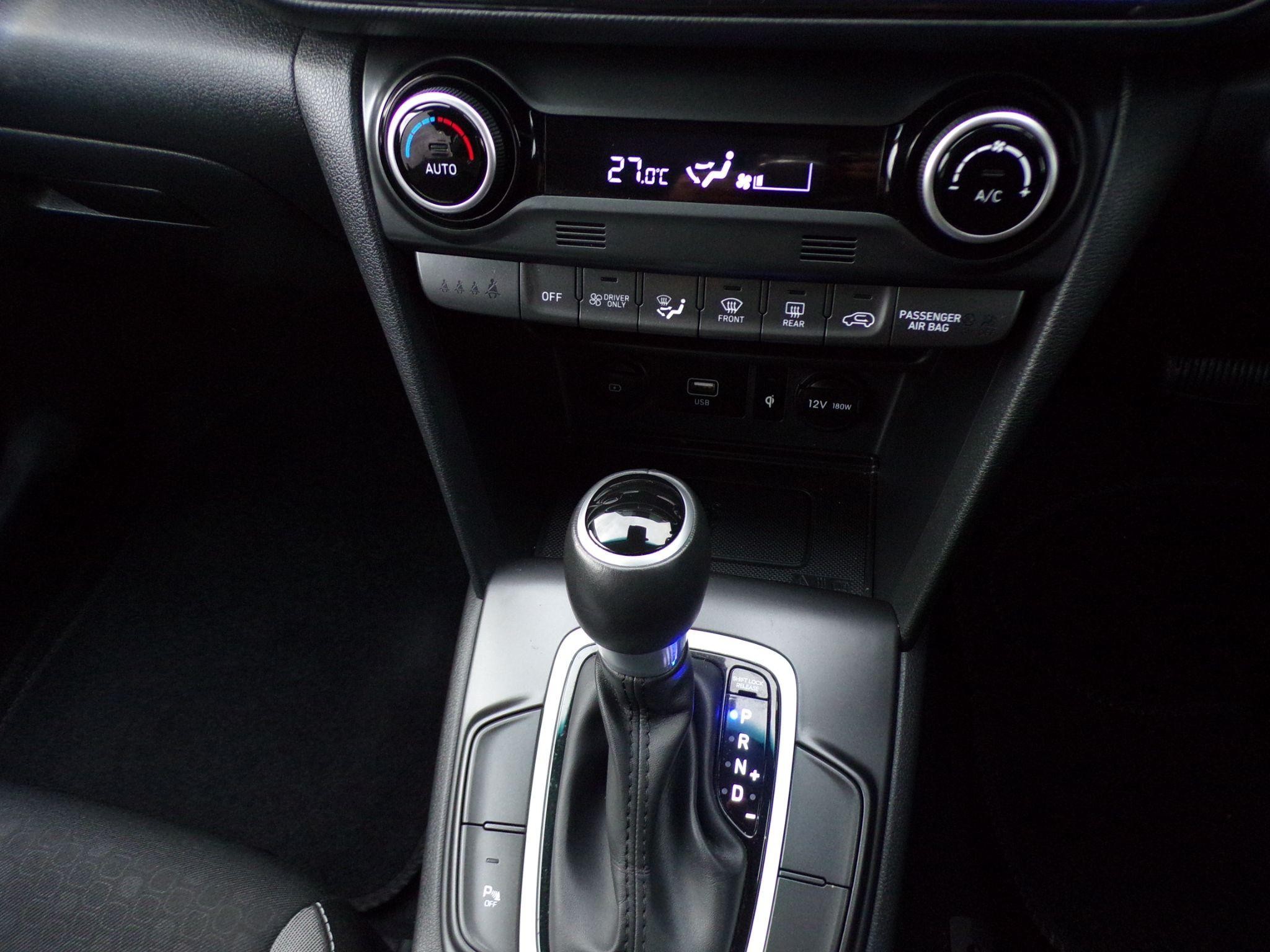 Hyundai KONA Image 19