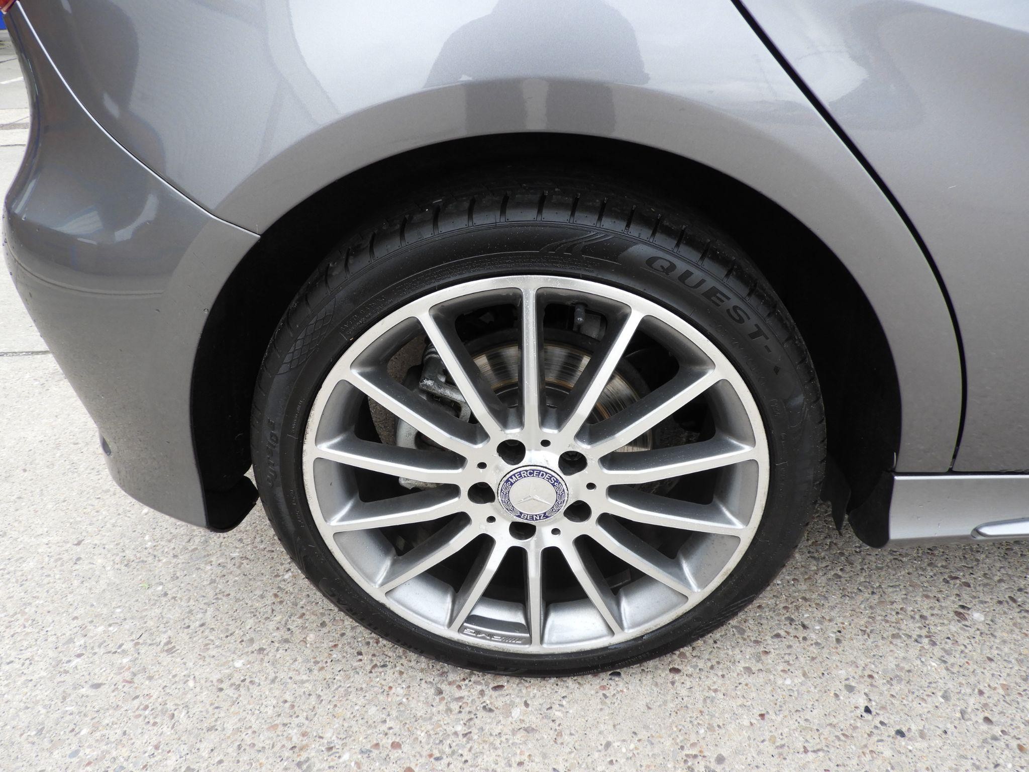 Mercedes-Benz A-Class Image 9