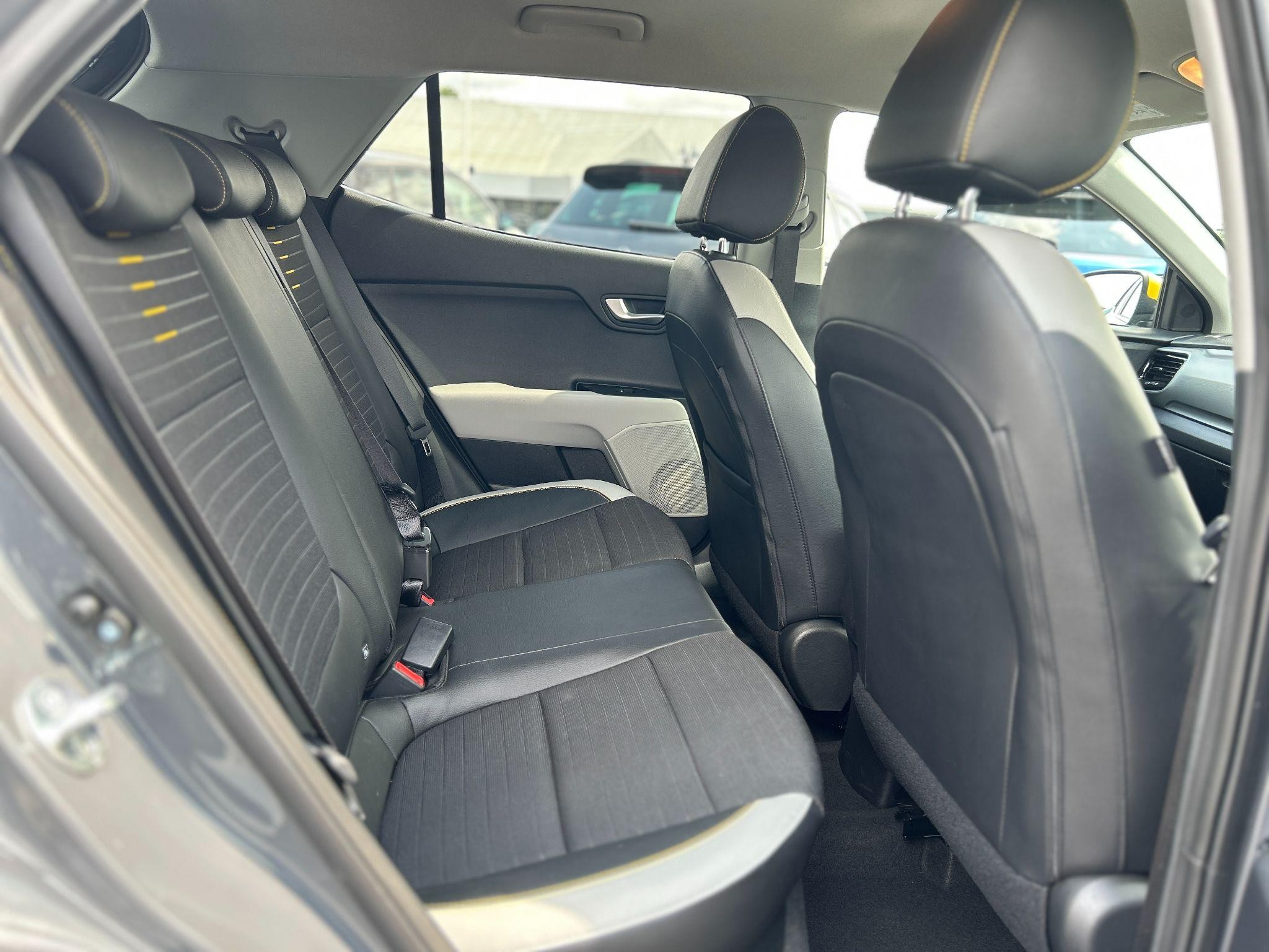 Kia Stonic Image 18
