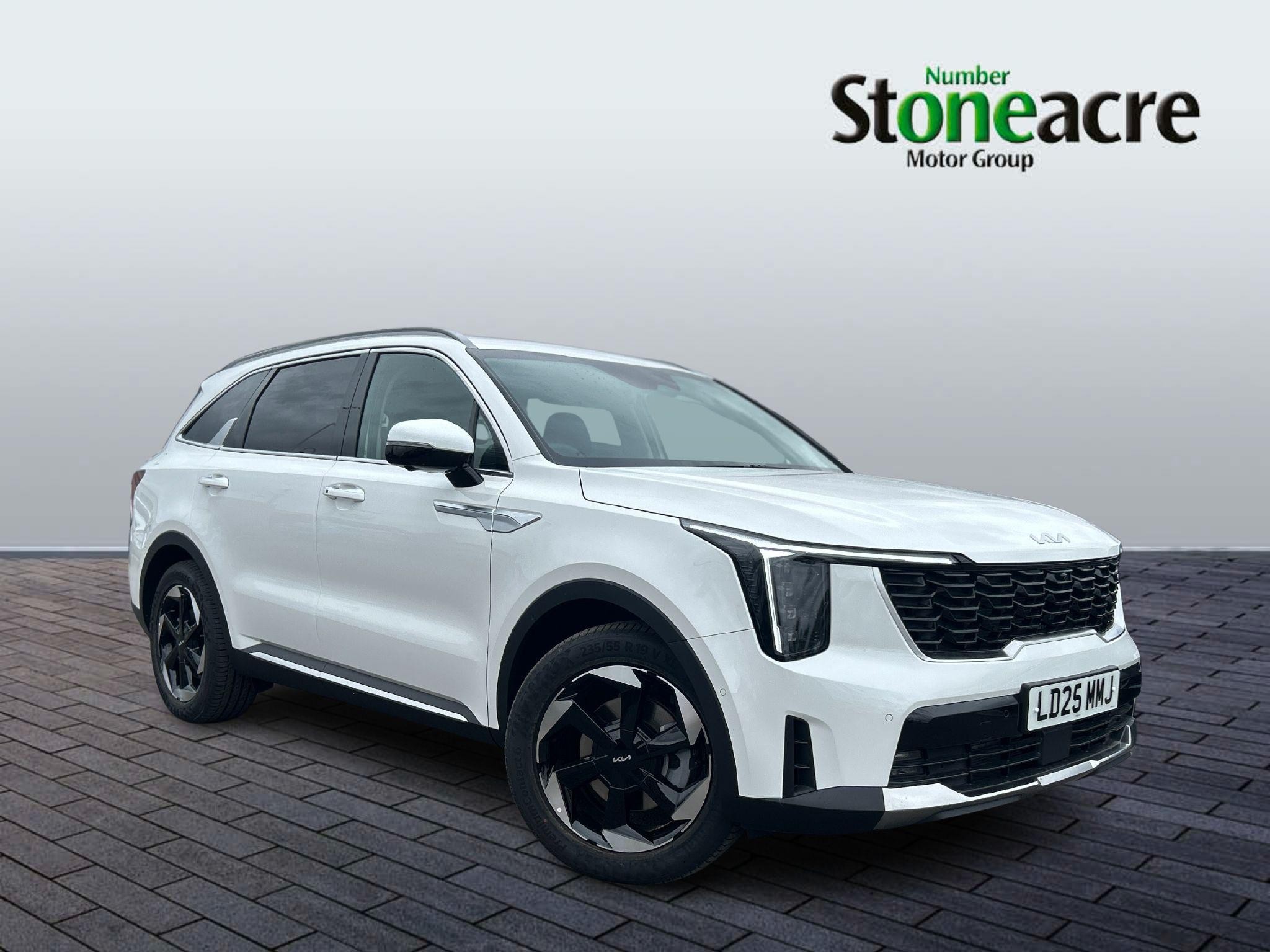Kia Sorento Image 1