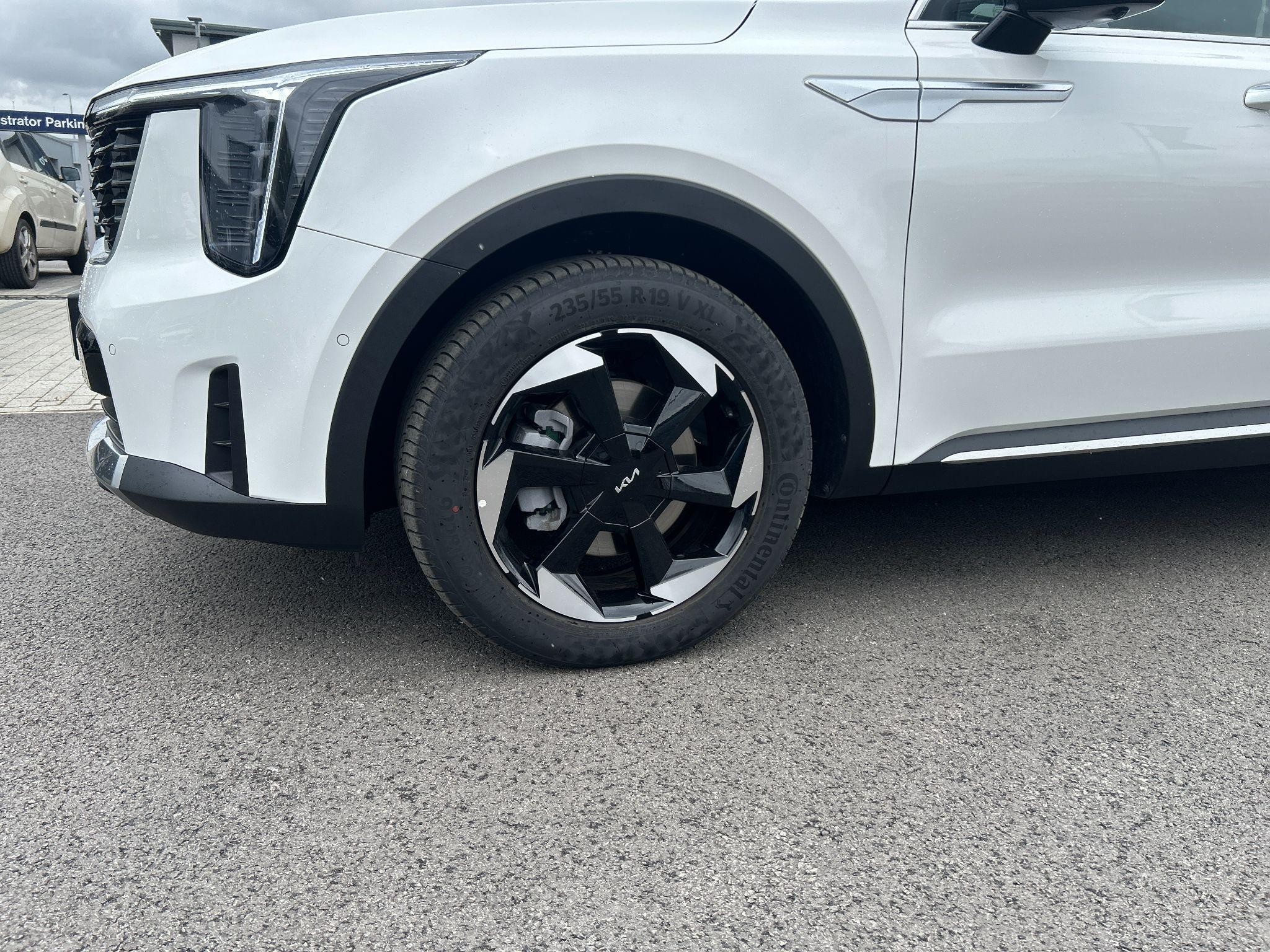 Kia Sorento Image 9
