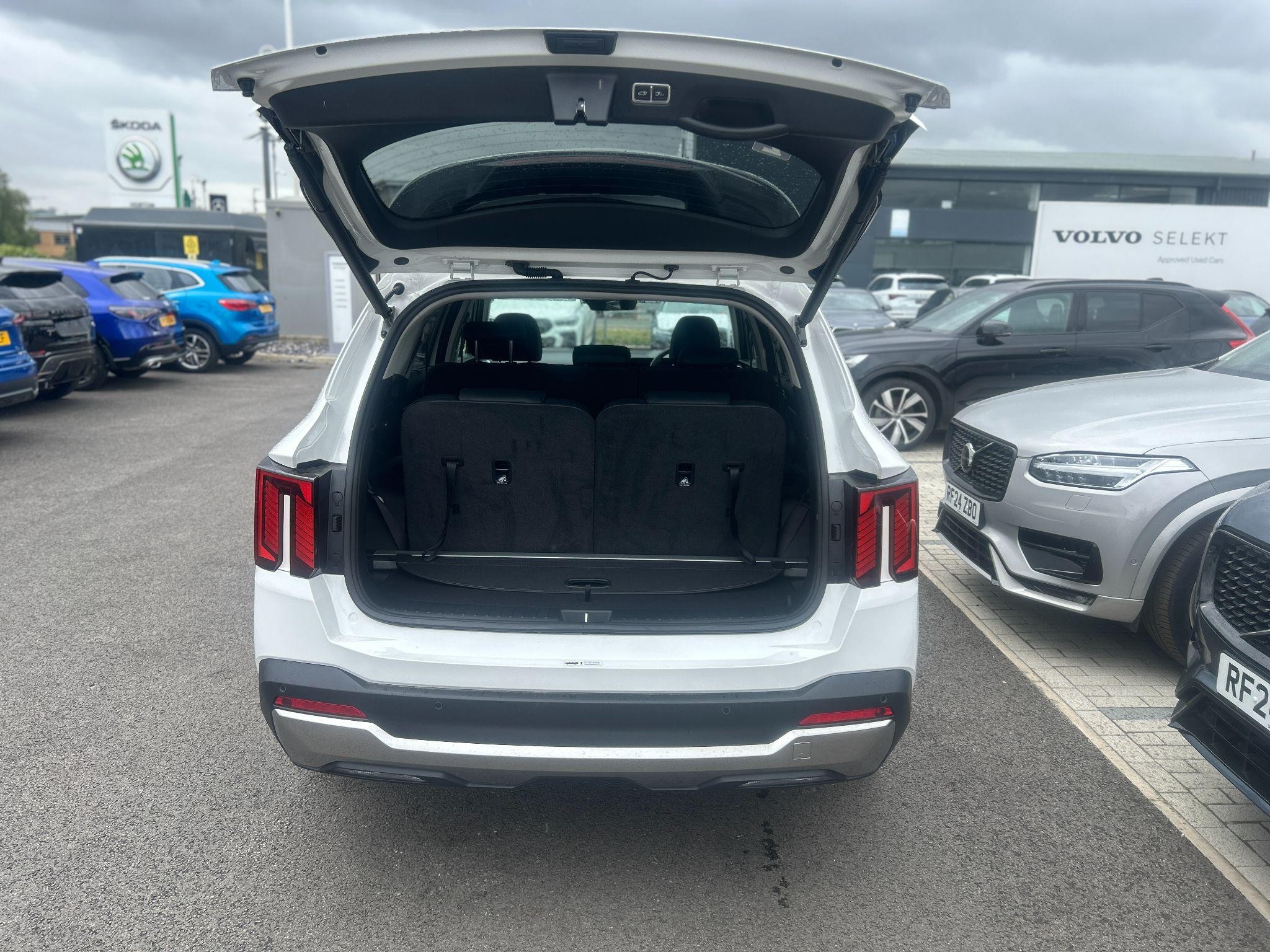 Kia Sorento Image 11