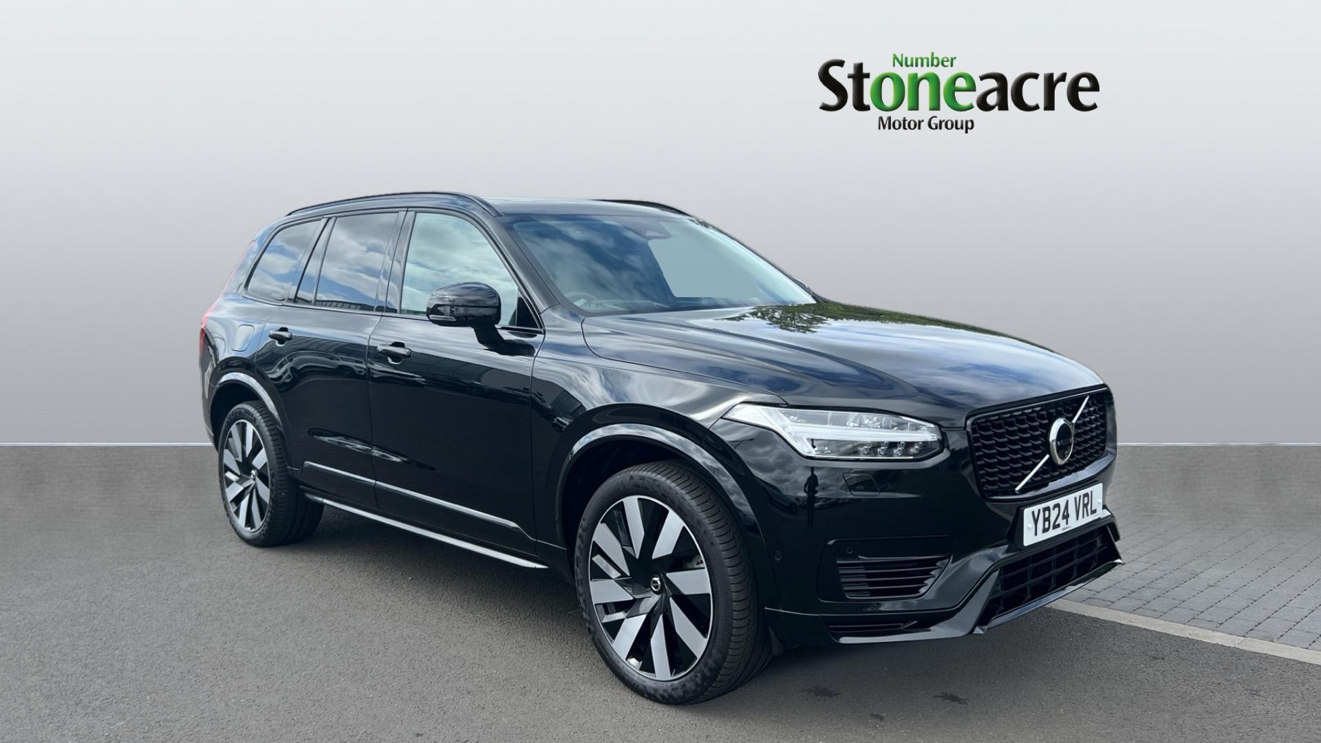 Volvo XC90 Image 1