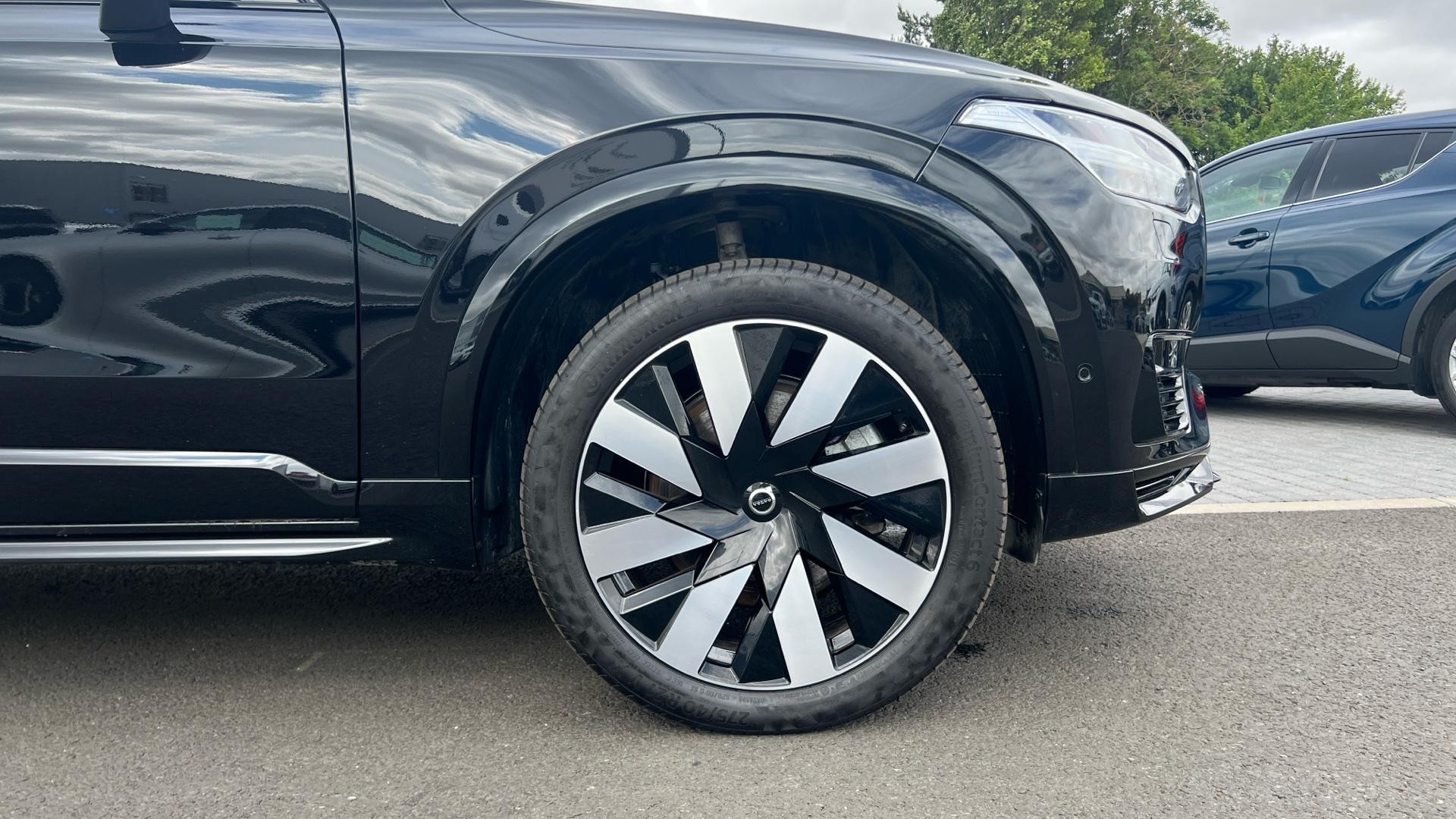 Volvo XC90 Image 9