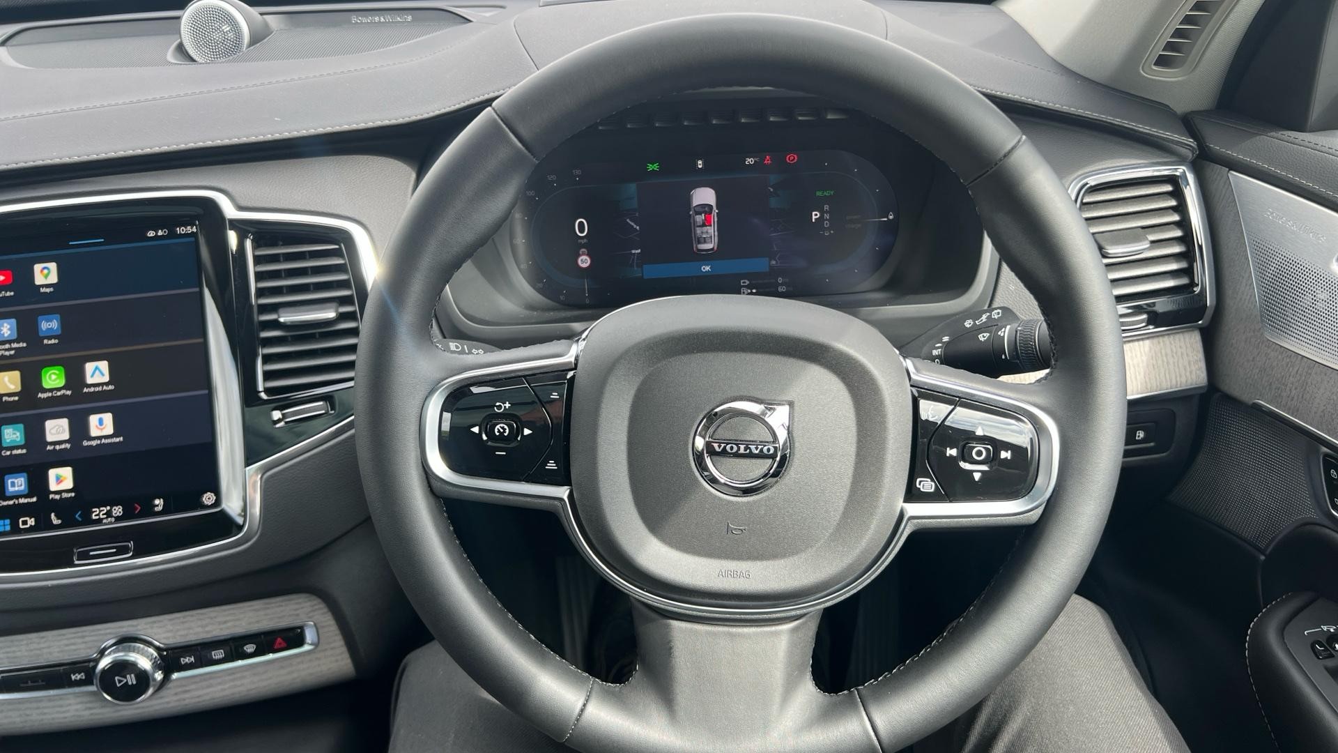 Volvo XC90 Image 10