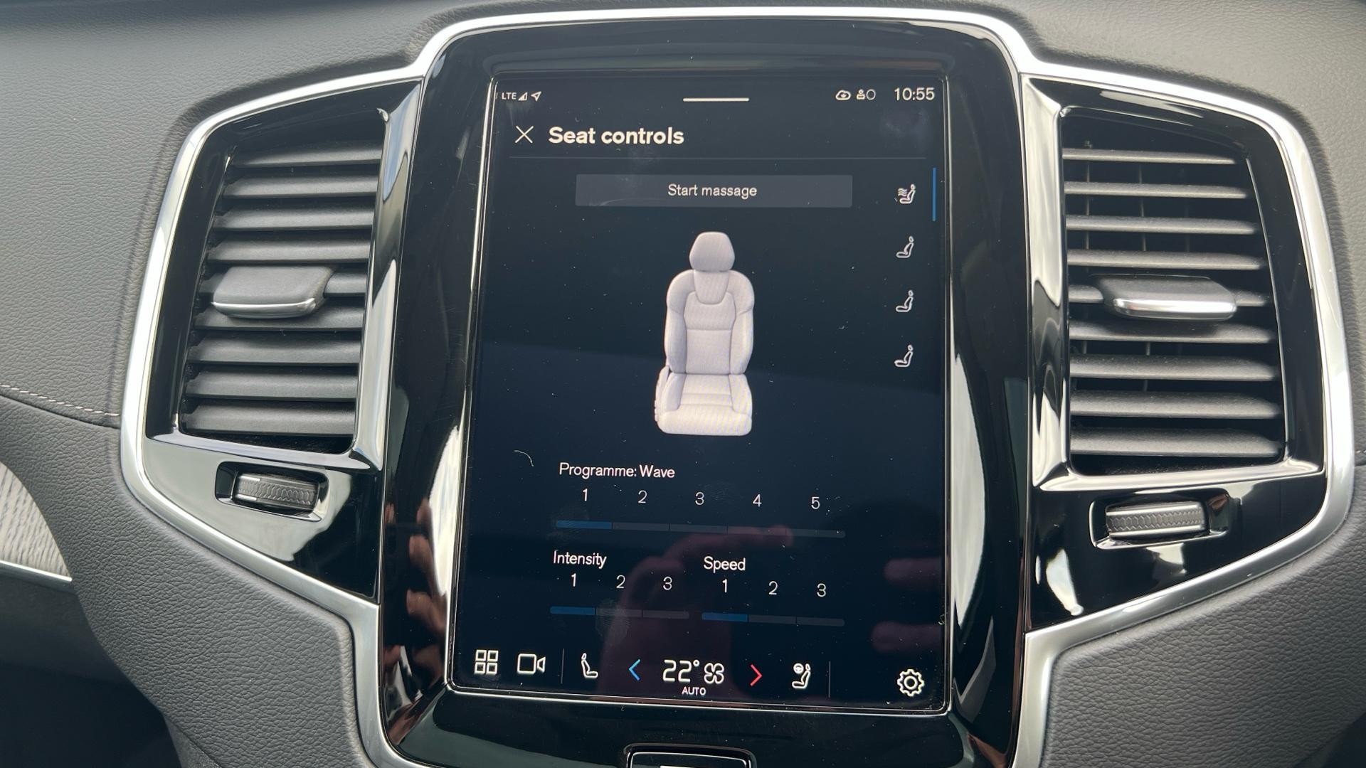 Volvo XC90 Image 15