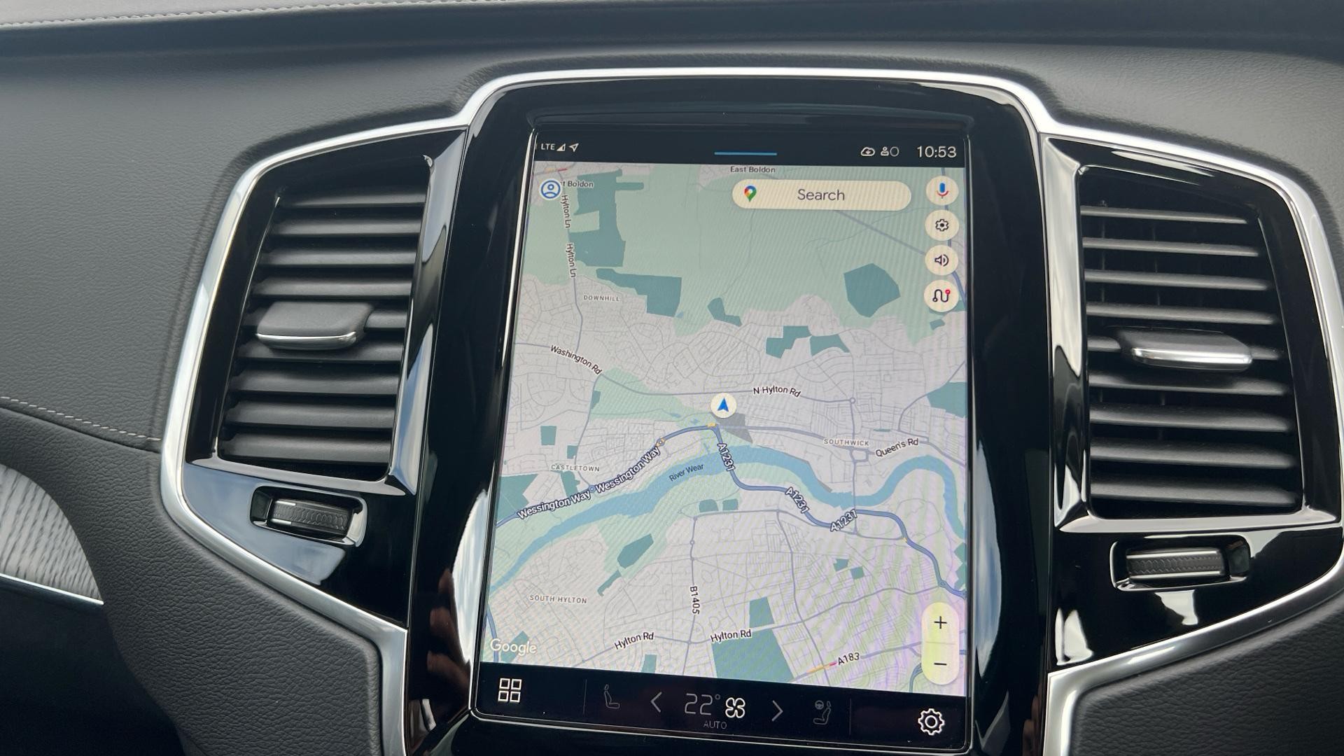 Volvo XC90 Image 18