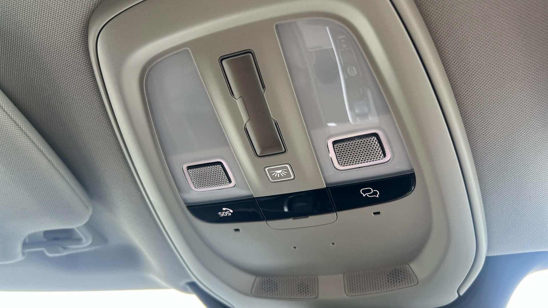 Volvo XC90 Image 28