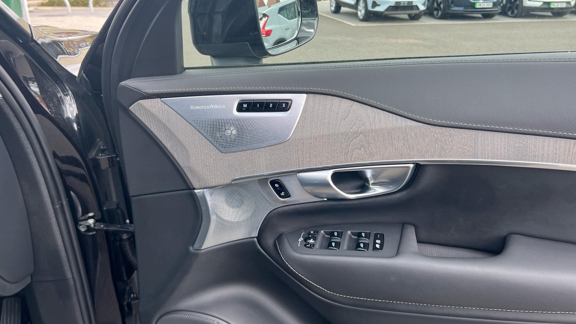 Volvo XC90 Image 29