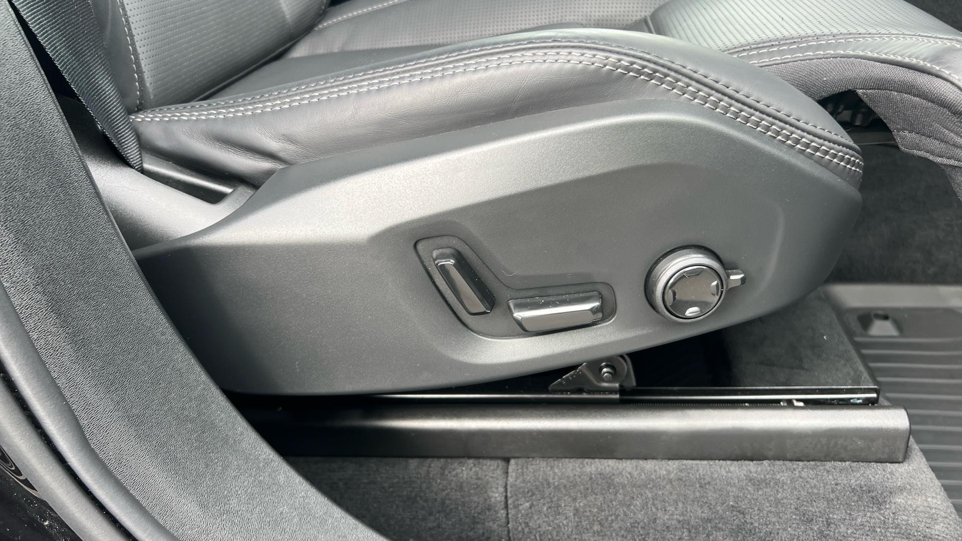 Volvo XC90 Image 30