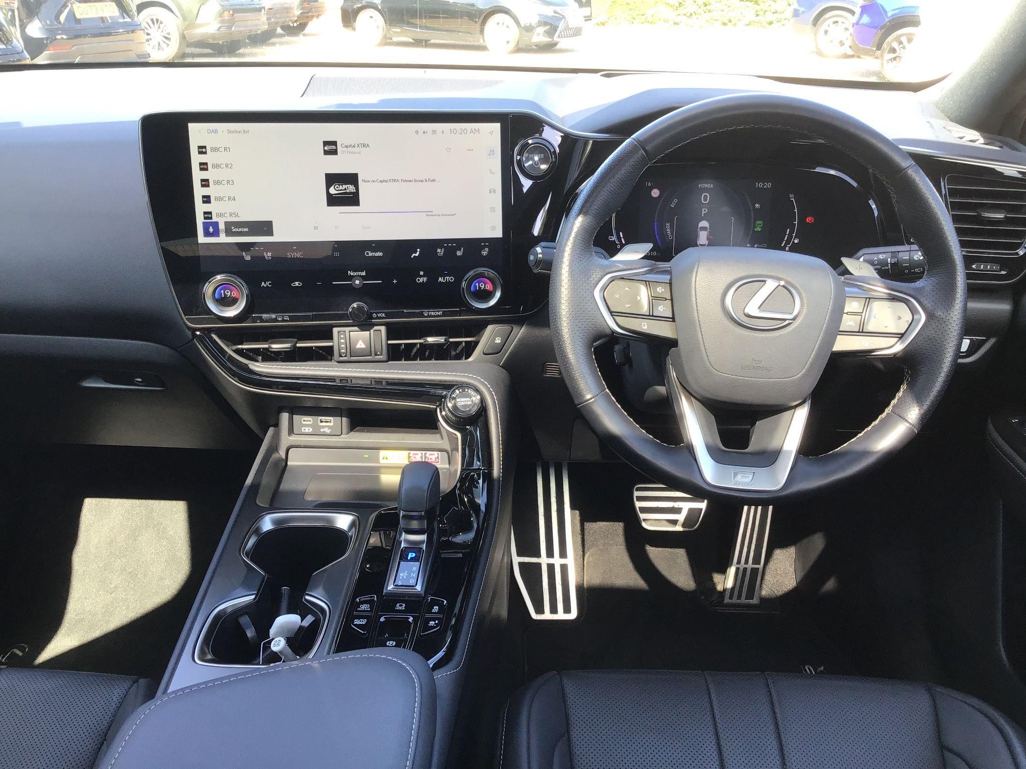 Lexus NX Image 14