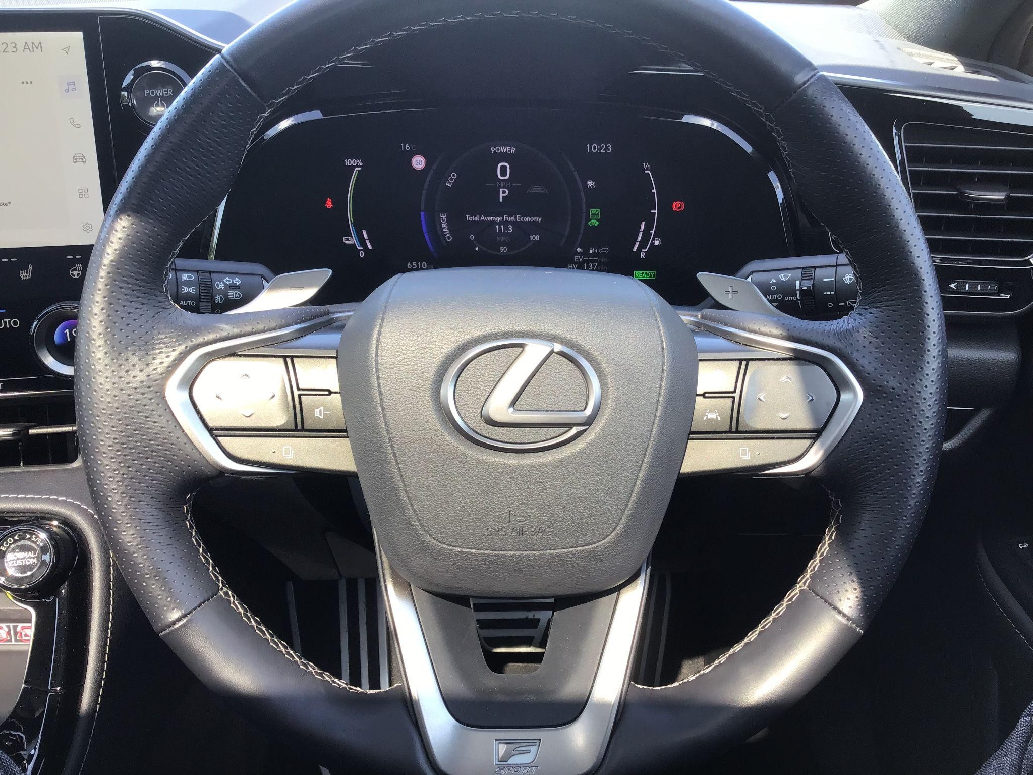 Lexus NX Image 19