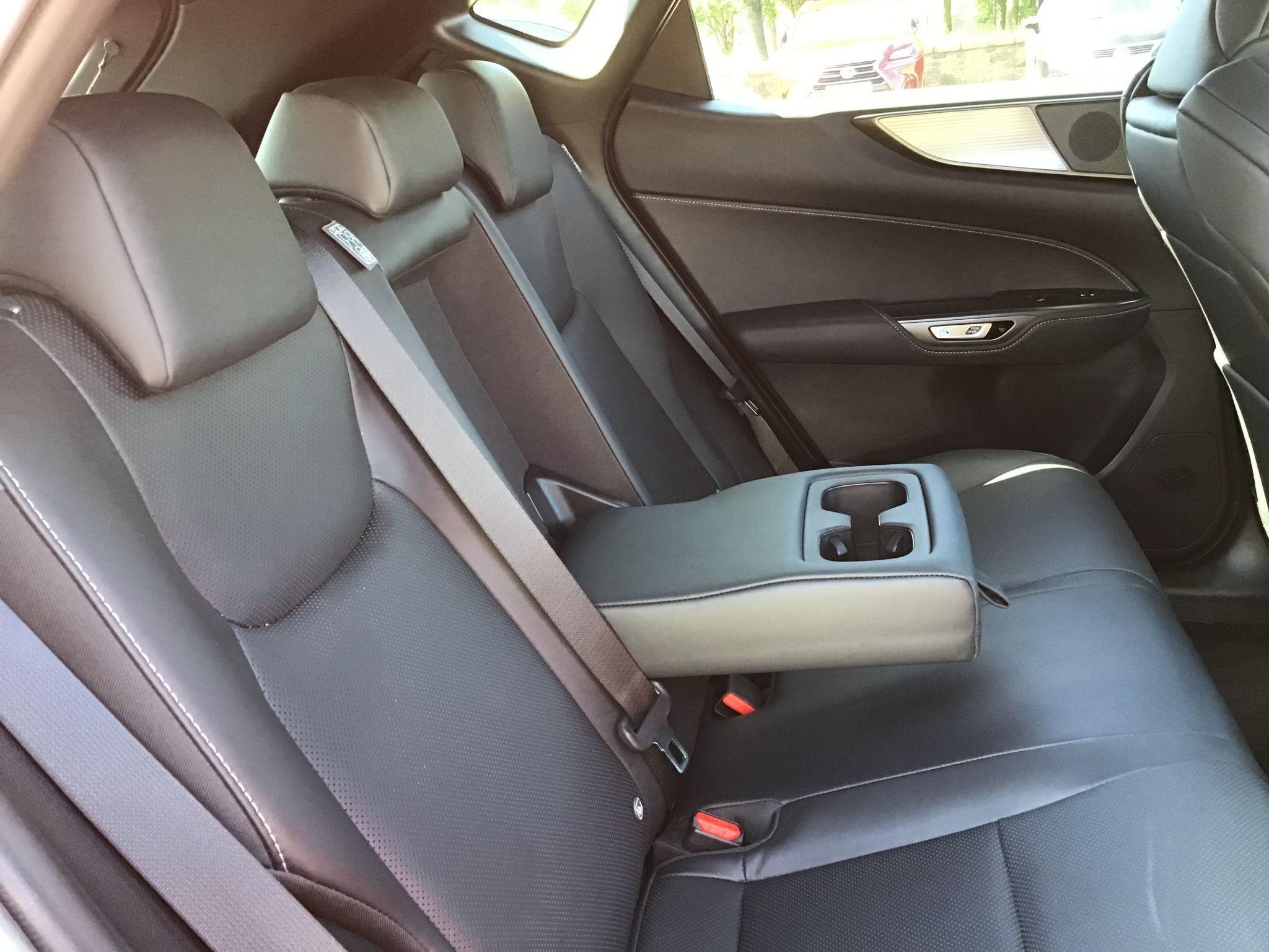 Lexus NX Image 21