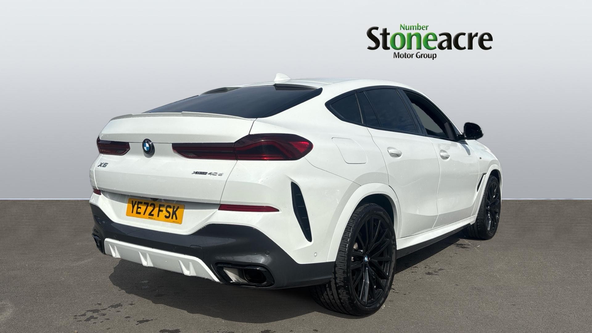 BMW X6 Image 2