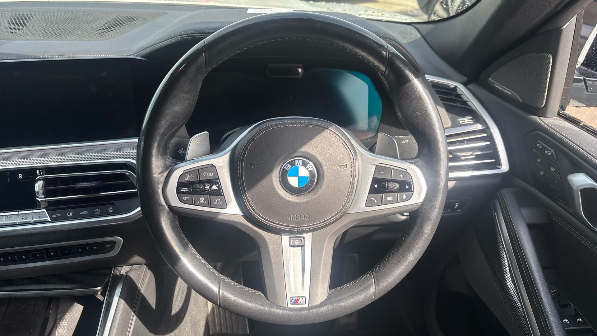 BMW X6 Image 10