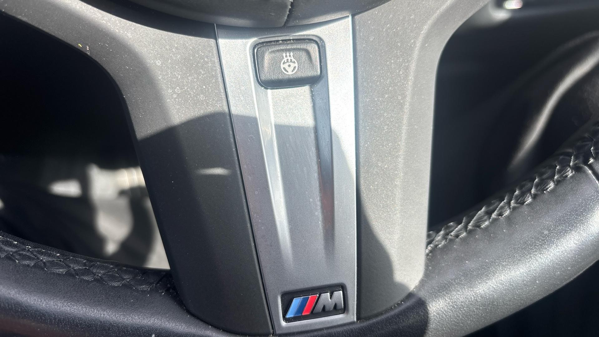 BMW X6 Image 16