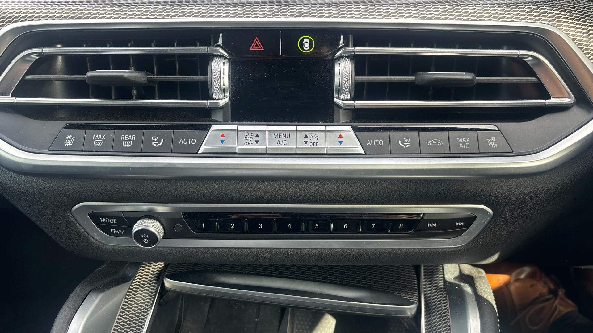 BMW X6 Image 22