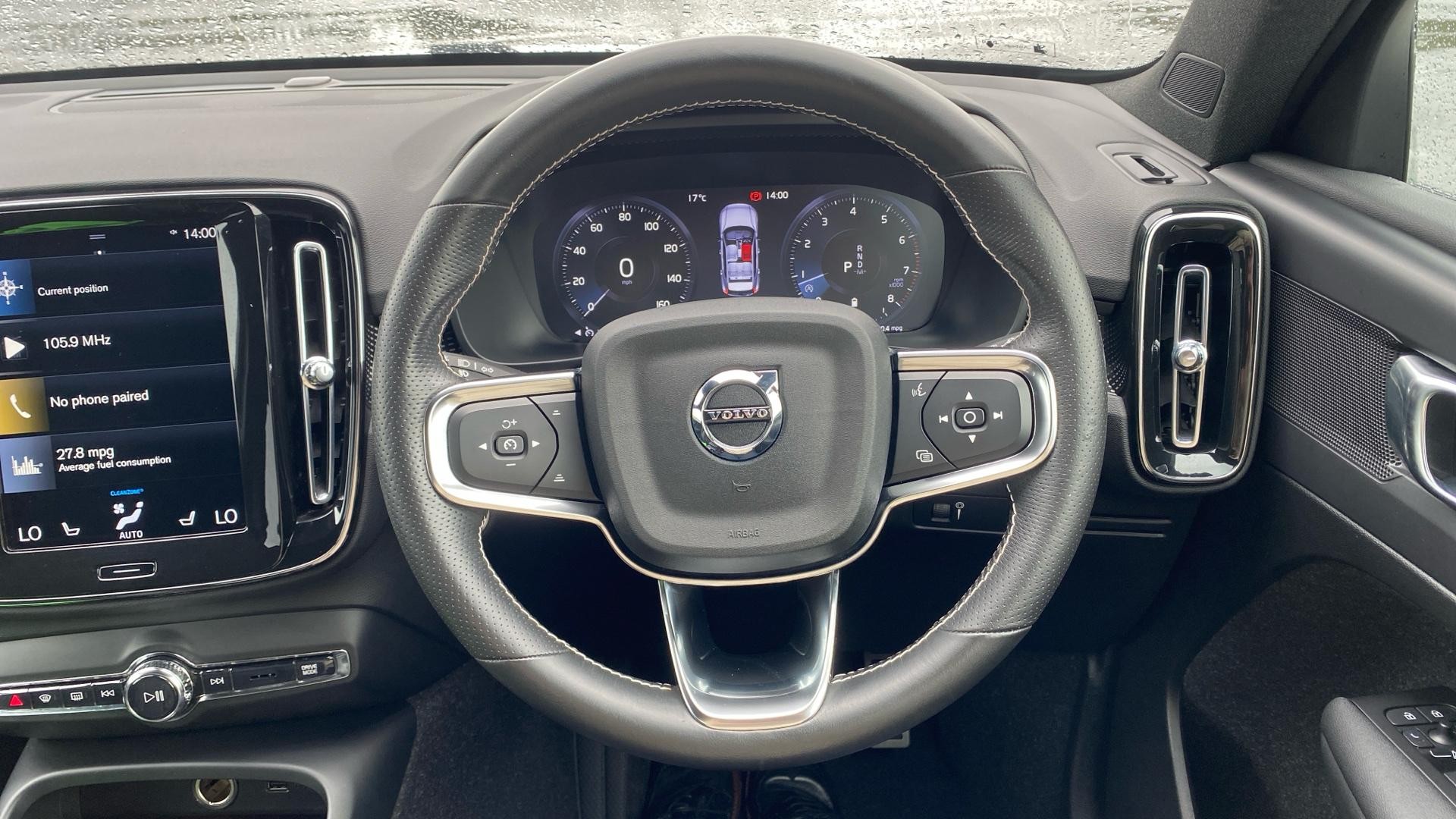 Volvo XC40 Image 10