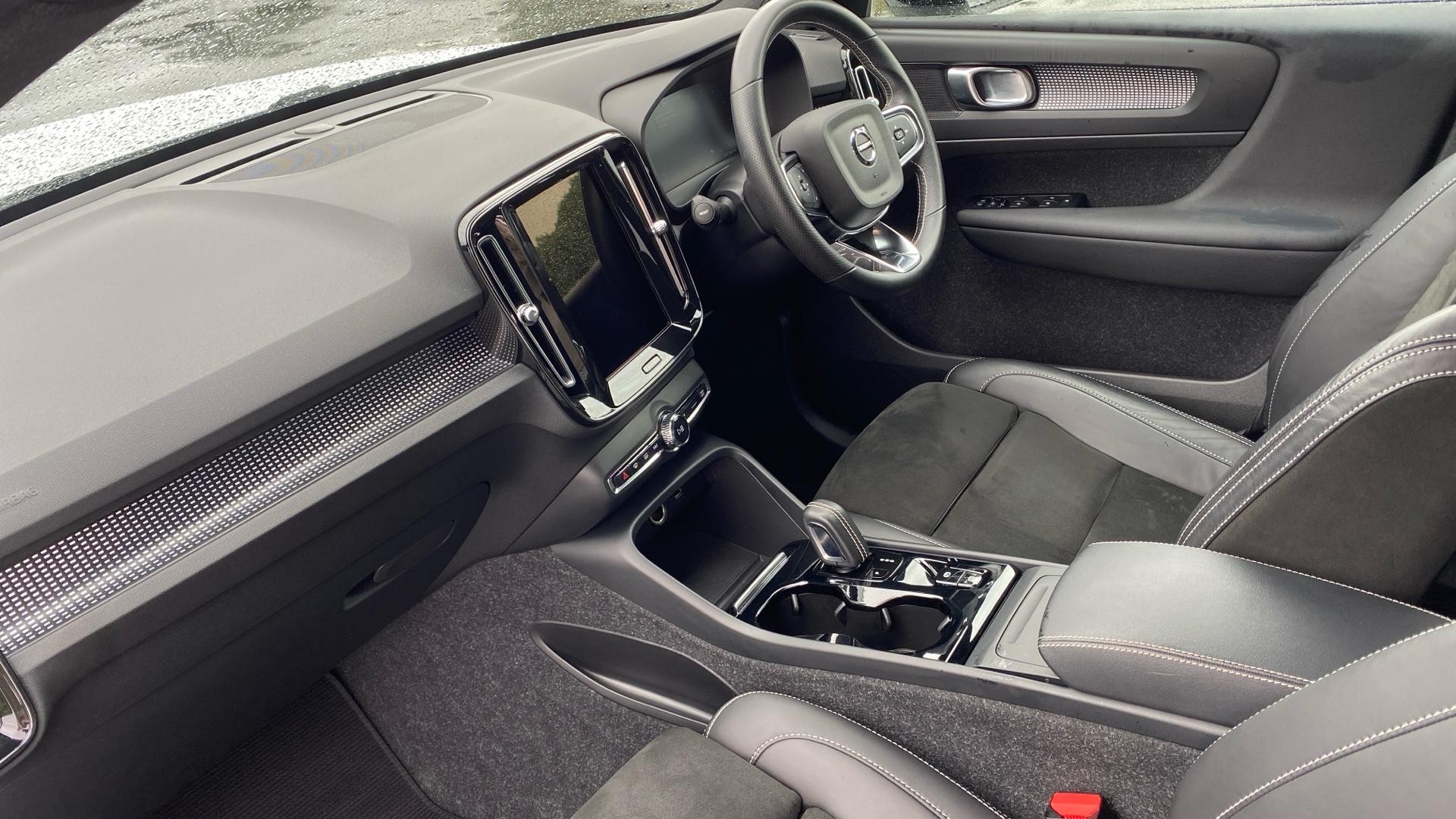 Volvo XC40 Image 35