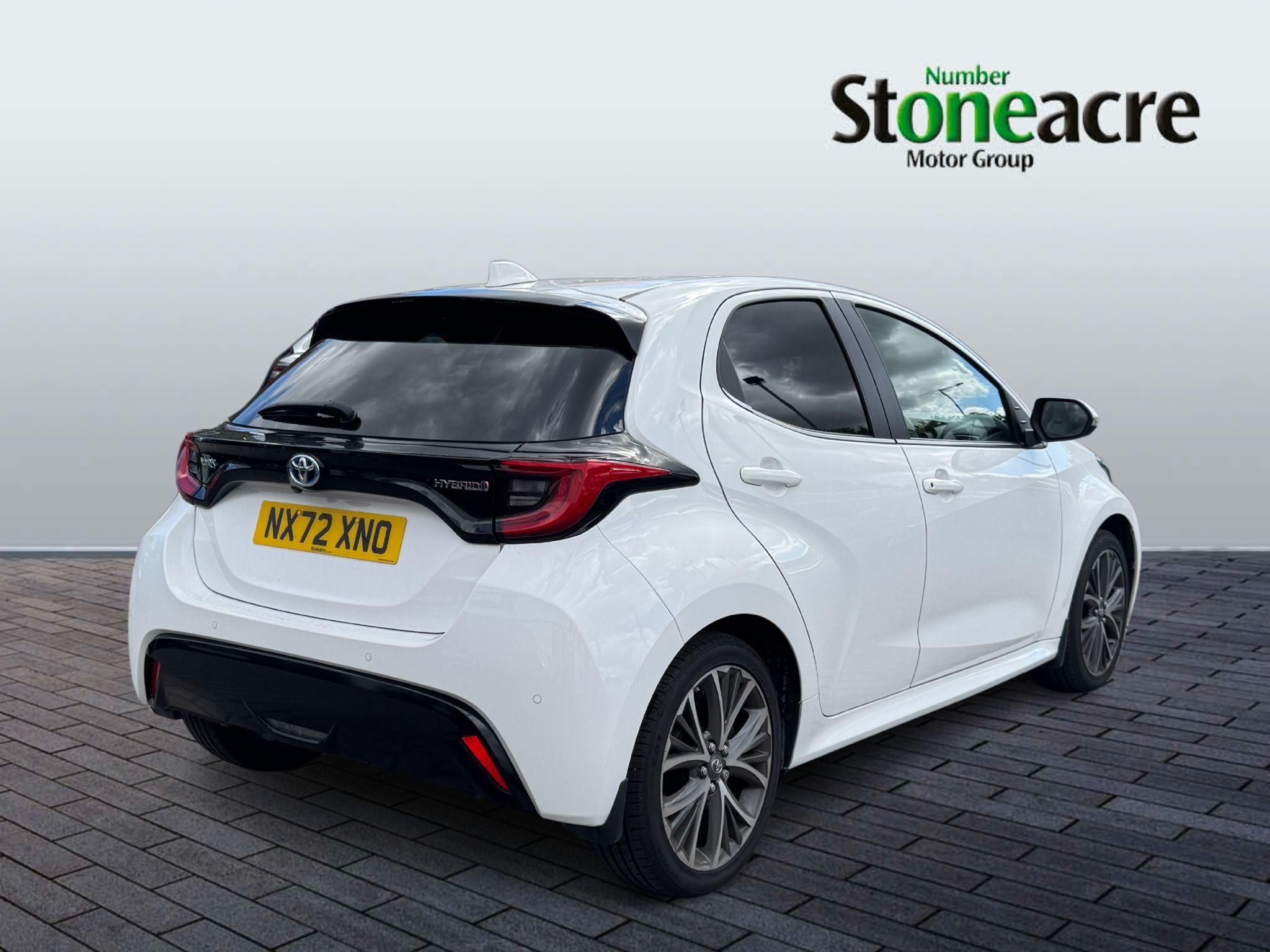 Toyota Yaris Image 2