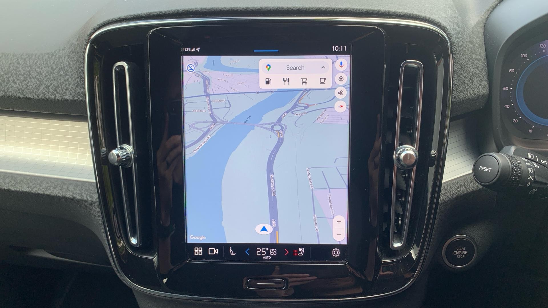 Volvo XC40 Image 18