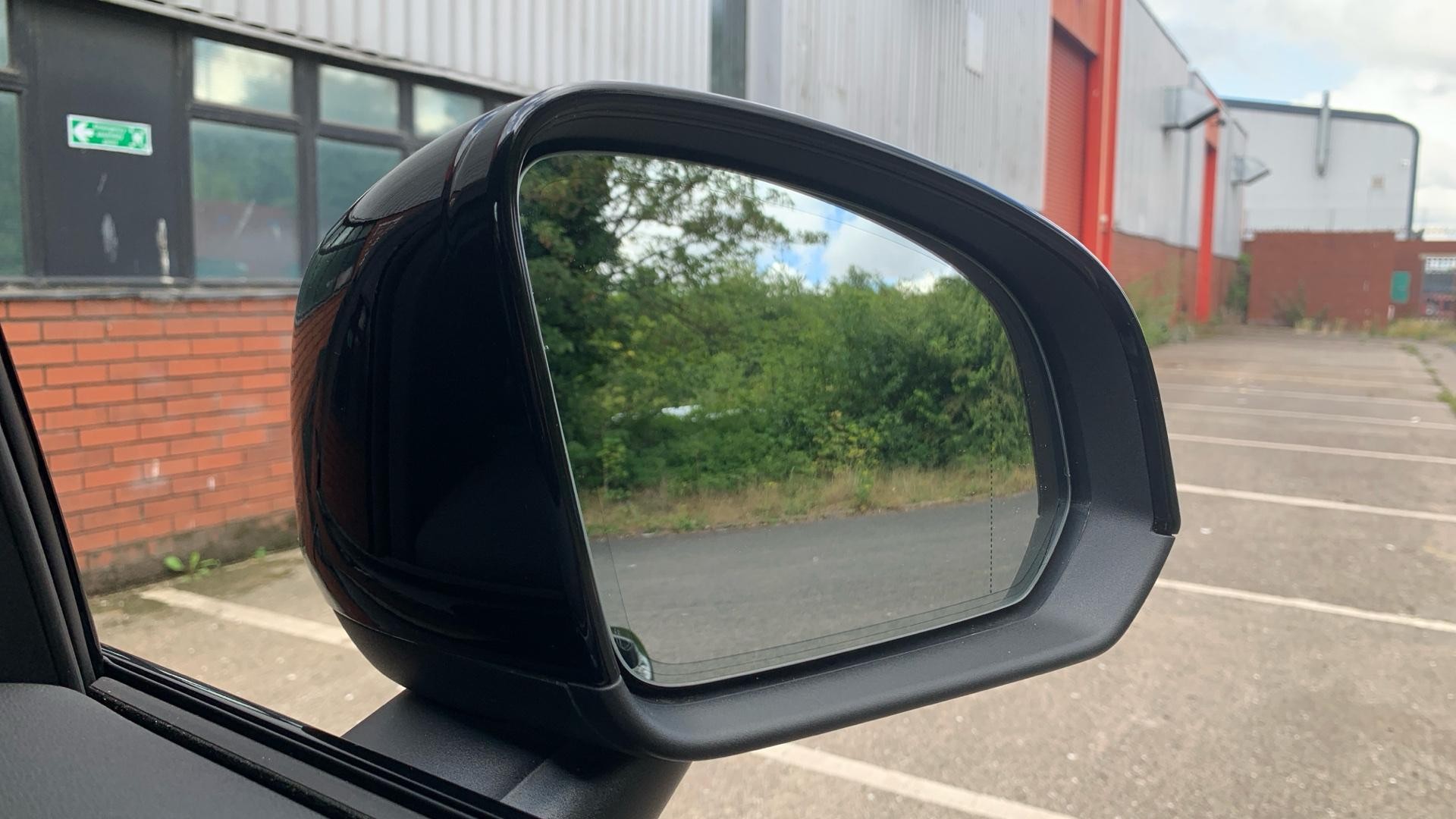 Volvo XC40 Image 32